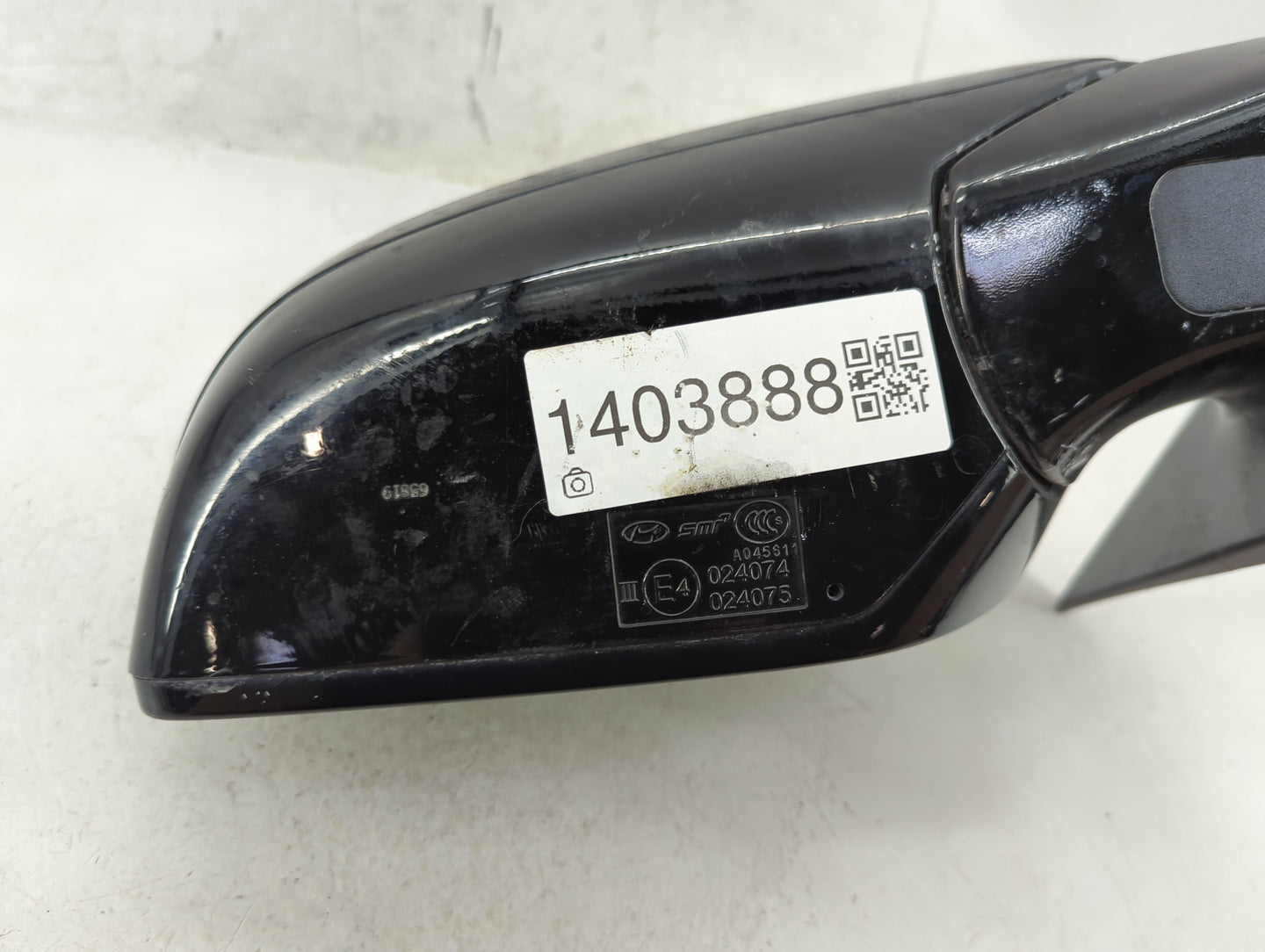 2013-2016 Hyundai Santa Fe Passenger Side View Mirror - Right Door Mirror OEM Used - Oemusedautoparts1.com