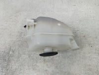 2013 Hyundai Santa Fe Radiator Coolant Overflow Expansion Tank Bottle 1409763 - Oemusedautoparts1.com