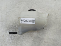 2013 Hyundai Santa Fe Radiator Coolant Overflow Expansion Tank Bottle 1409763 - Oemusedautoparts1.com