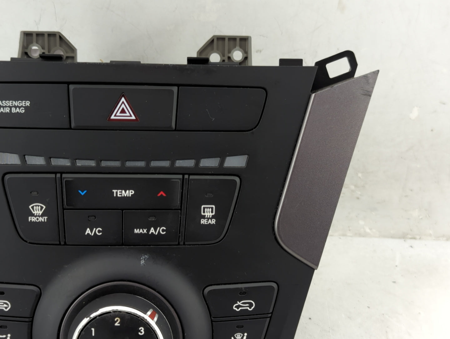 2013-2016 Hyundai Santa Fe Climate Control Module Temperature AC/Heater Replacement P/N:97250-4Z000 Fits Fits 2013 2014 2015