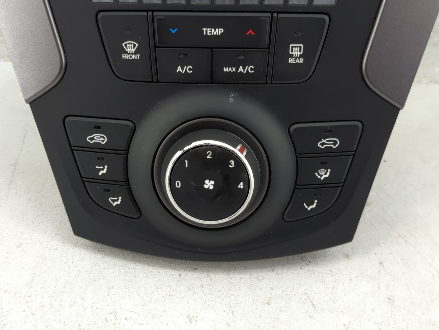 2013-2016 Hyundai Santa Fe Climate Control Module Temperature AC/Heater Replacement P/N:97250-4Z000 Fits Fits 2013 2014 2015