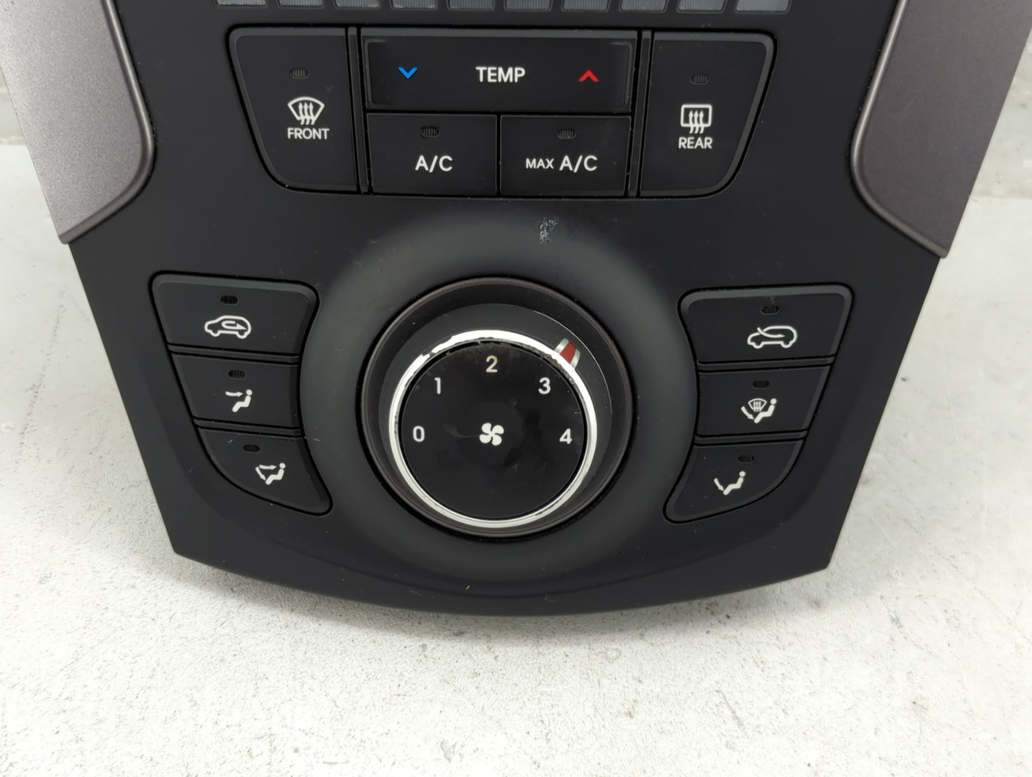 2013-2016 Hyundai Santa Fe Climate Control Module Temperature AC/Heater Replacement P/N:97250-4Z000 Fits Fits 2013 2014 2015