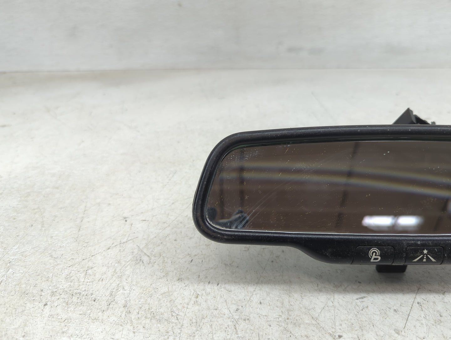 2013-2020 Hyundai Santa Fe Interior Rear View Mirror Replacement OEM P/N:A047396 Fits OEM Used Auto Parts - Oemusedautoparts