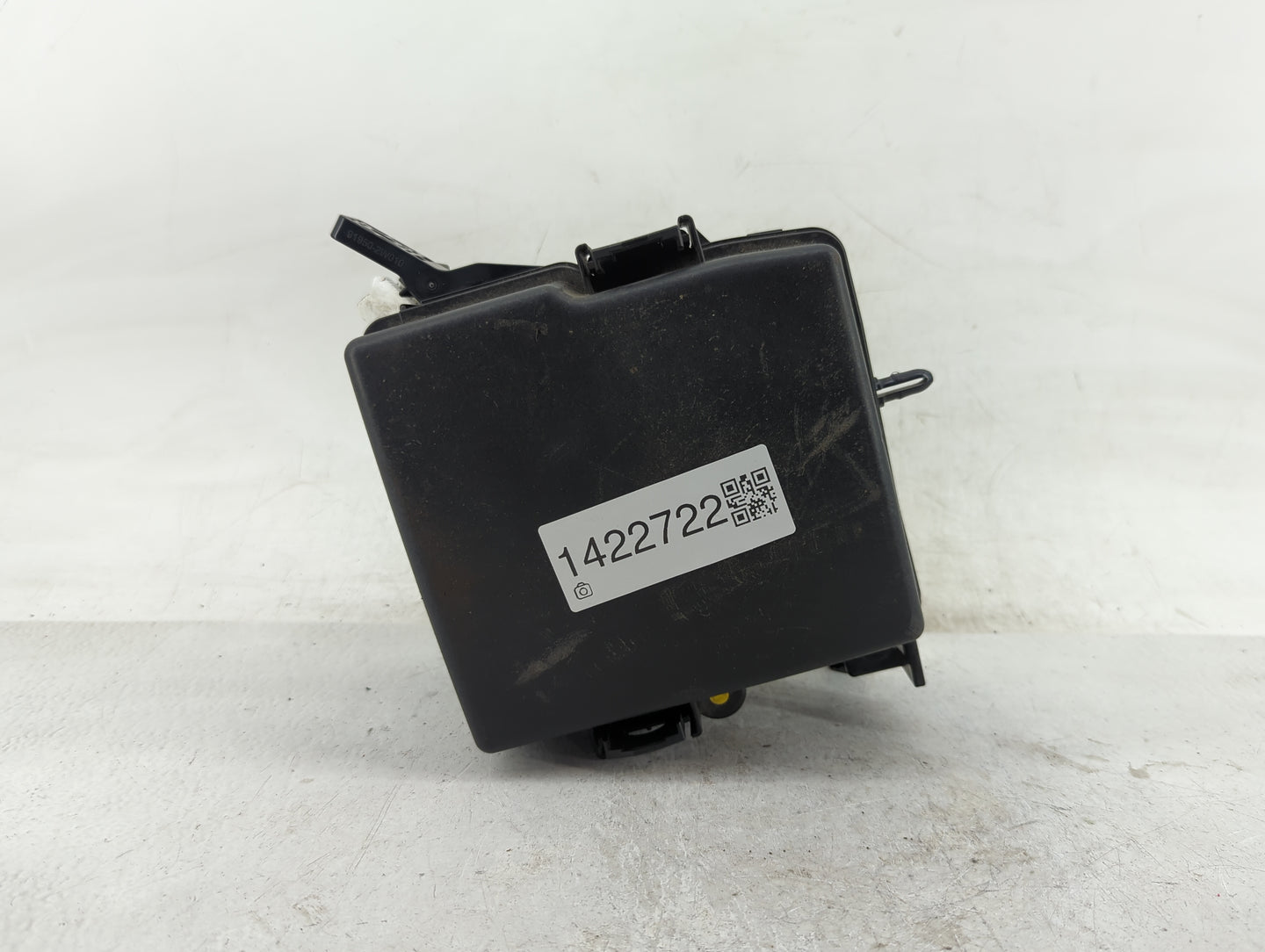 2016 Hyundai Santa Fe Fusebox Fuse Box Panel Relay Module P/N:91941-4Z011 Fits OEM Used Auto Parts - Oemusedautoparts1.com