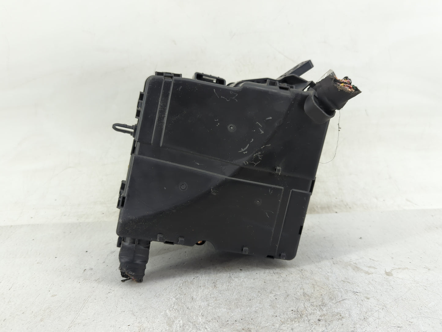 2016 Hyundai Santa Fe Fusebox Fuse Box Panel Relay Module P/N:91941-4Z011 Fits OEM Used Auto Parts - Oemusedautoparts1.com