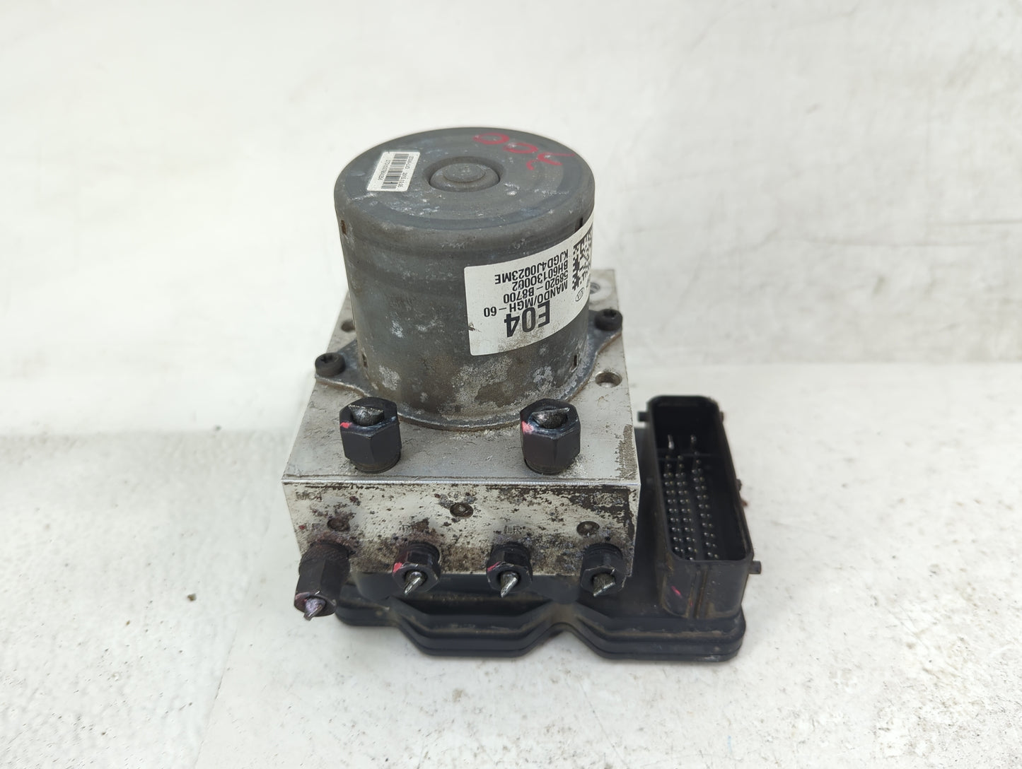 2013-2016 Hyundai Santa Fe ABS Pump Control Module Replacement P/N:BE6003O003 Fits Fits 2013 2014 2015 2016 OEM Used Auto Pa