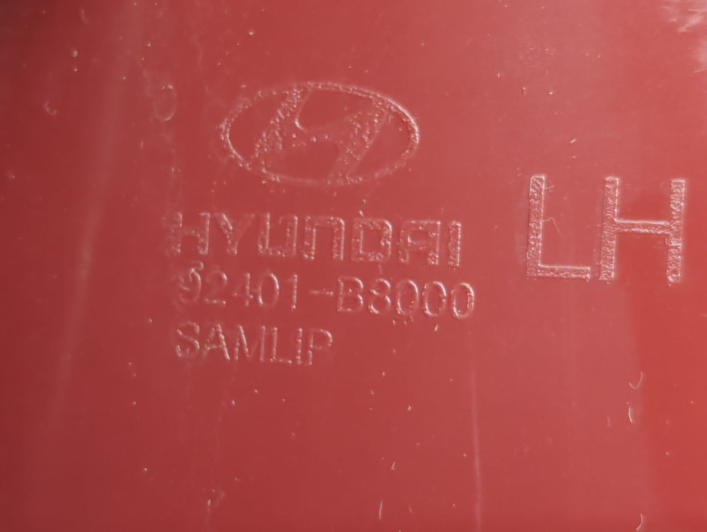2013-2016 Hyundai Santa Fe Tail Light Assembly Driver Left OEM P/N:92401-B8000 Fits Fits 2013 2014 2015 2016 OEM Used Auto P