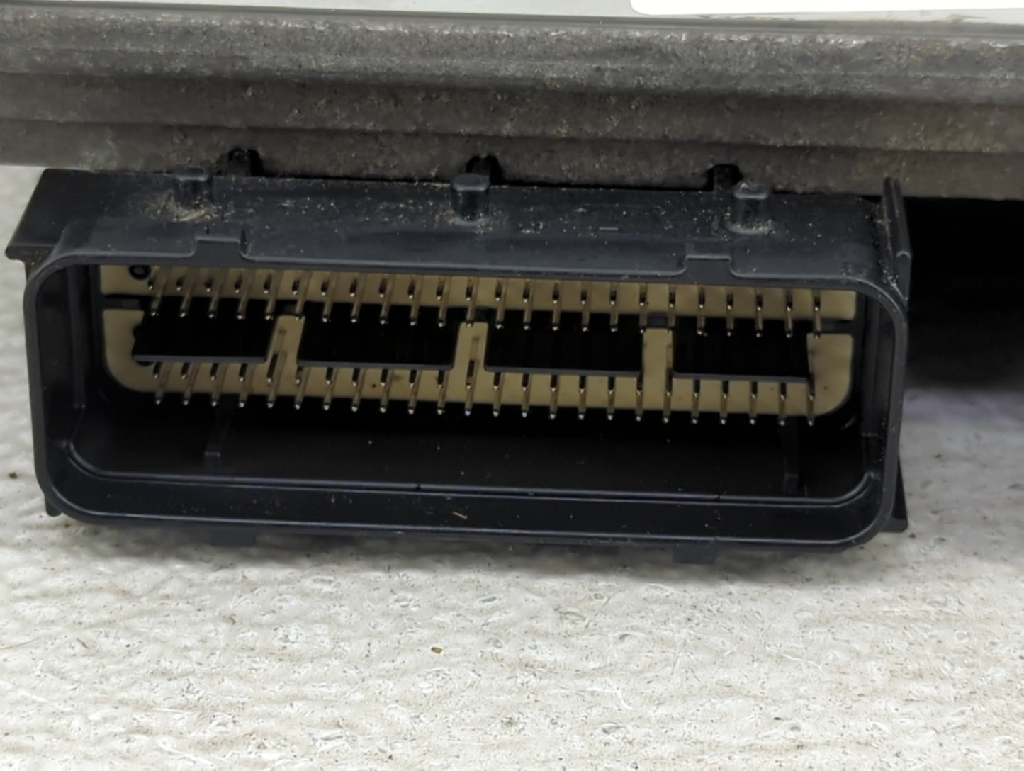 2013-2016 Hyundai Santa Fe PCM Engine Control Computer ECU ECM PCU OEM P/N:39100-3CDN8 MT86 Fits Fits 2013 2014 2015 2016 OE