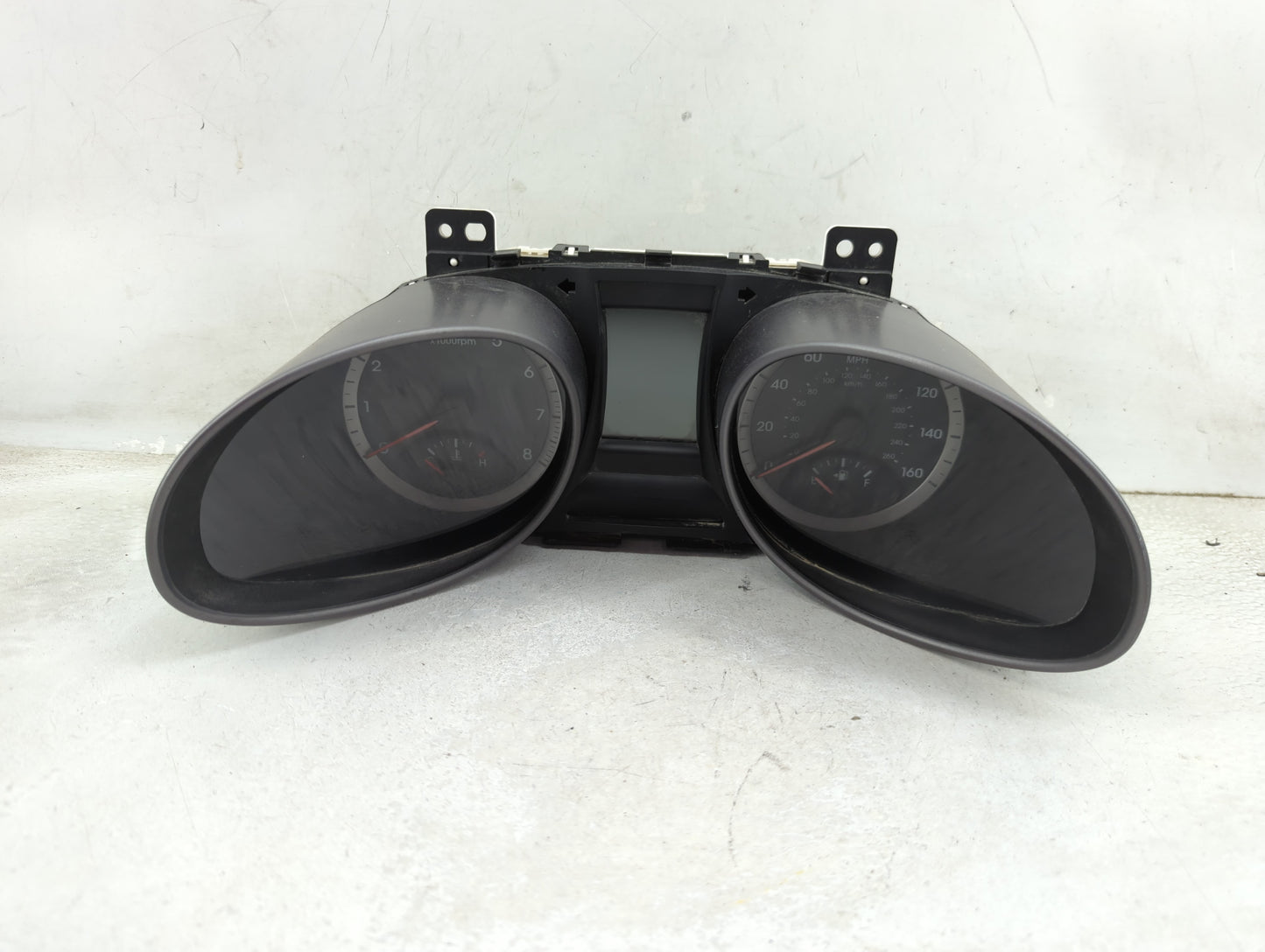 2015-2016 Hyundai Santa Fe Instrument Cluster Speedometer Gauges P/N:94001-4Z300 TN157570-4201 Miles: Fits Fits 2015 2016 OE