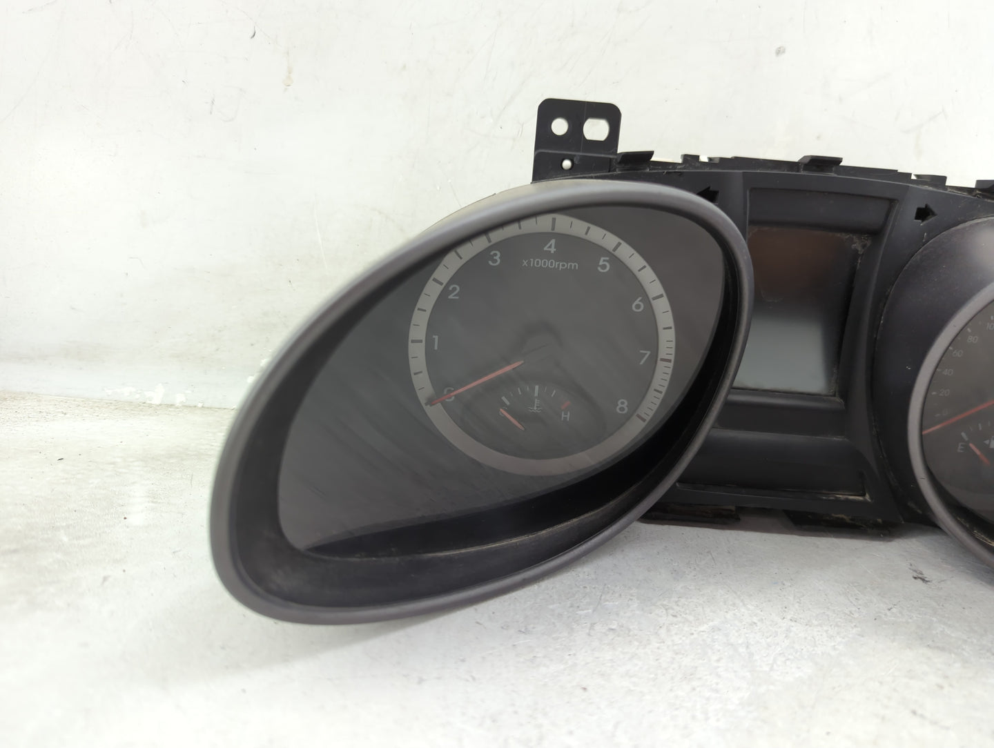 2015-2016 Hyundai Santa Fe Instrument Cluster Speedometer Gauges P/N:94001-4Z300 TN157570-4201 Miles: Fits Fits 2015 2016 OE