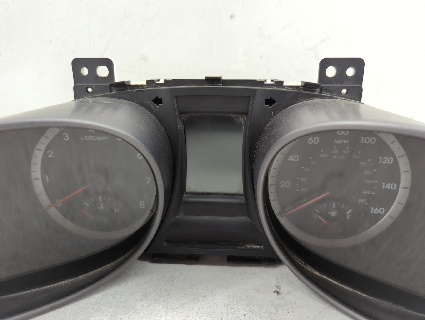 2015-2016 Hyundai Santa Fe Instrument Cluster Speedometer Gauges P/N:94001-4Z300 TN157570-4201 Miles: Fits Fits 2015 2016 OE