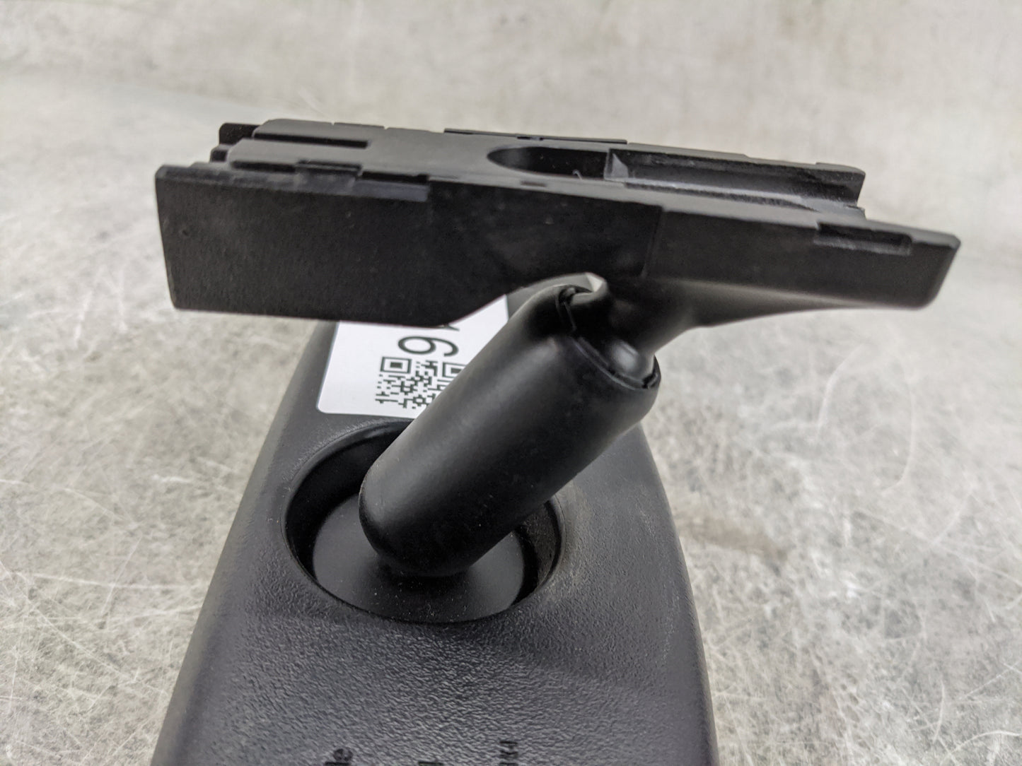 2013-2020 Hyundai Santa Fe Interior Rear View Mirror Replacement OEM P/N:NZLTLMHL4 4112A-TLMHL4 Fits OEM Used Auto Parts - O