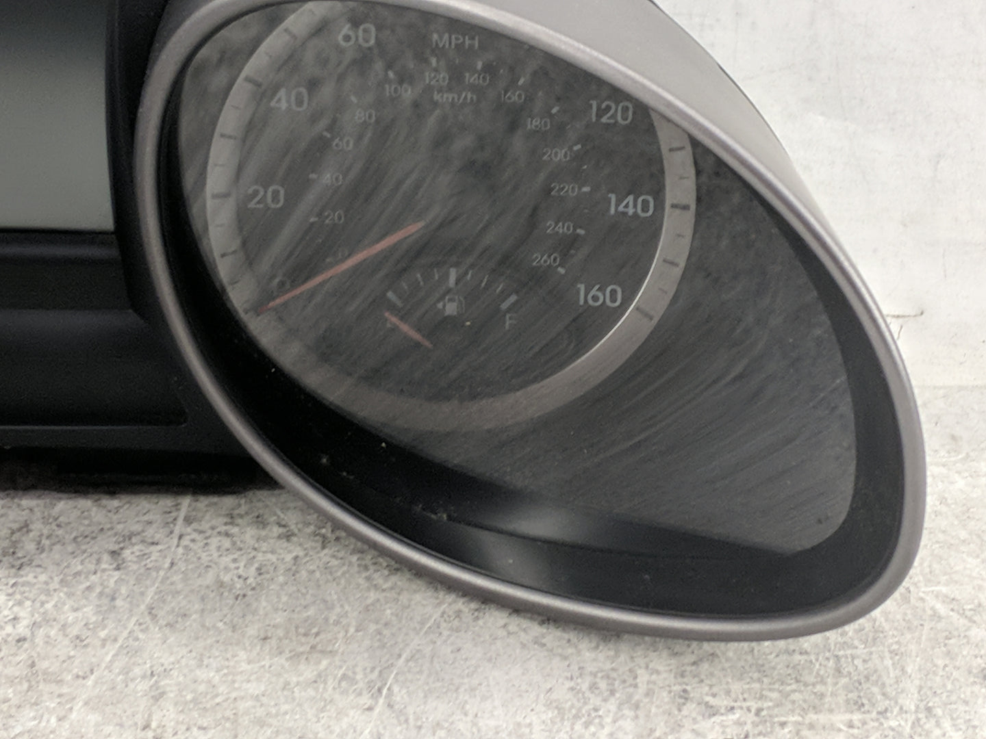2015-2016 Hyundai Santa Fe Instrument Cluster Speedometer Gauges P/N:94001-B8240 11002-987110H Miles: Fits Fits 2015 2016 OE