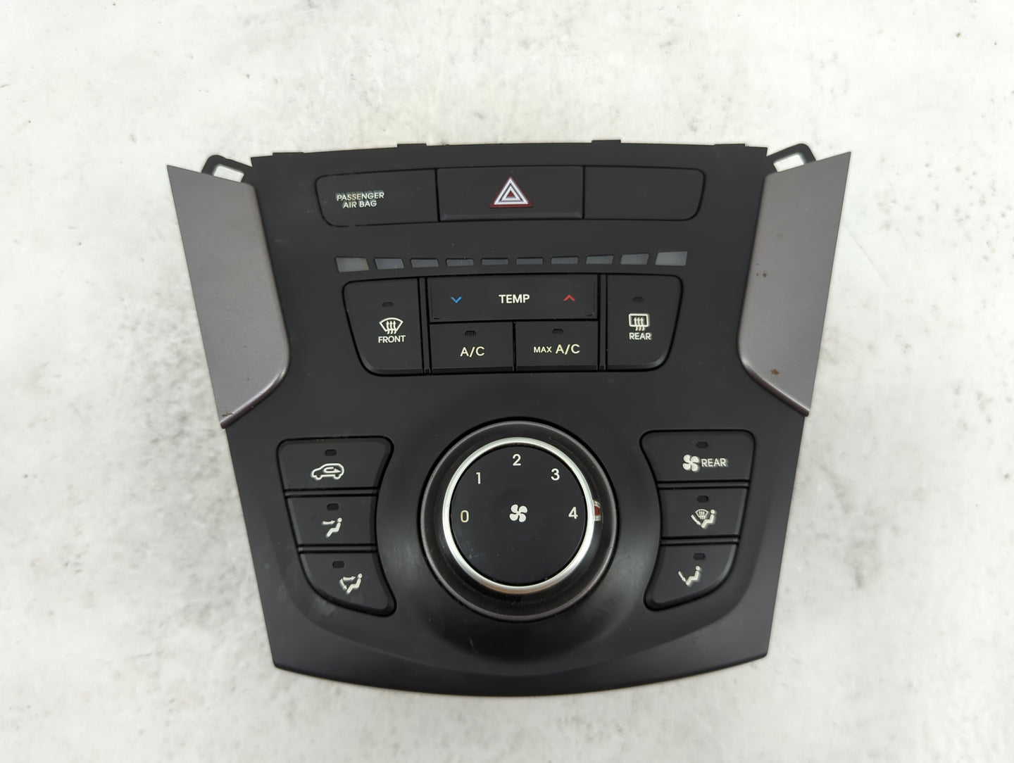 2013-2016 Hyundai Santa Fe Climate Control Module Temperature AC/Heater Replacement P/N:97250-B8040 Fits Fits 2013 2014 2015