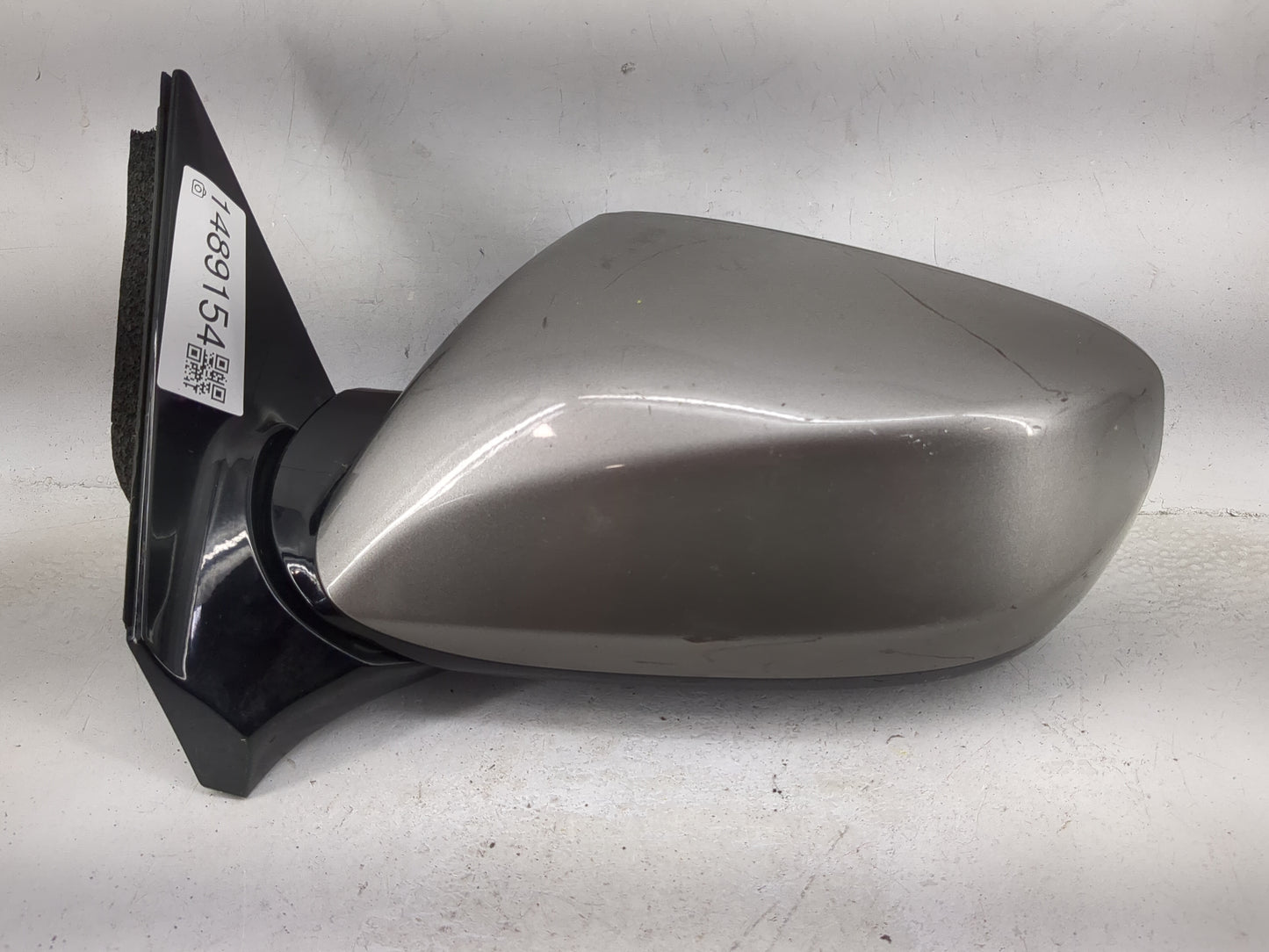 2015-2018 Hyundai Santa Fe Driver Side View Mirror - Left Door Mirror OEM Used - Oemusedautoparts1.com