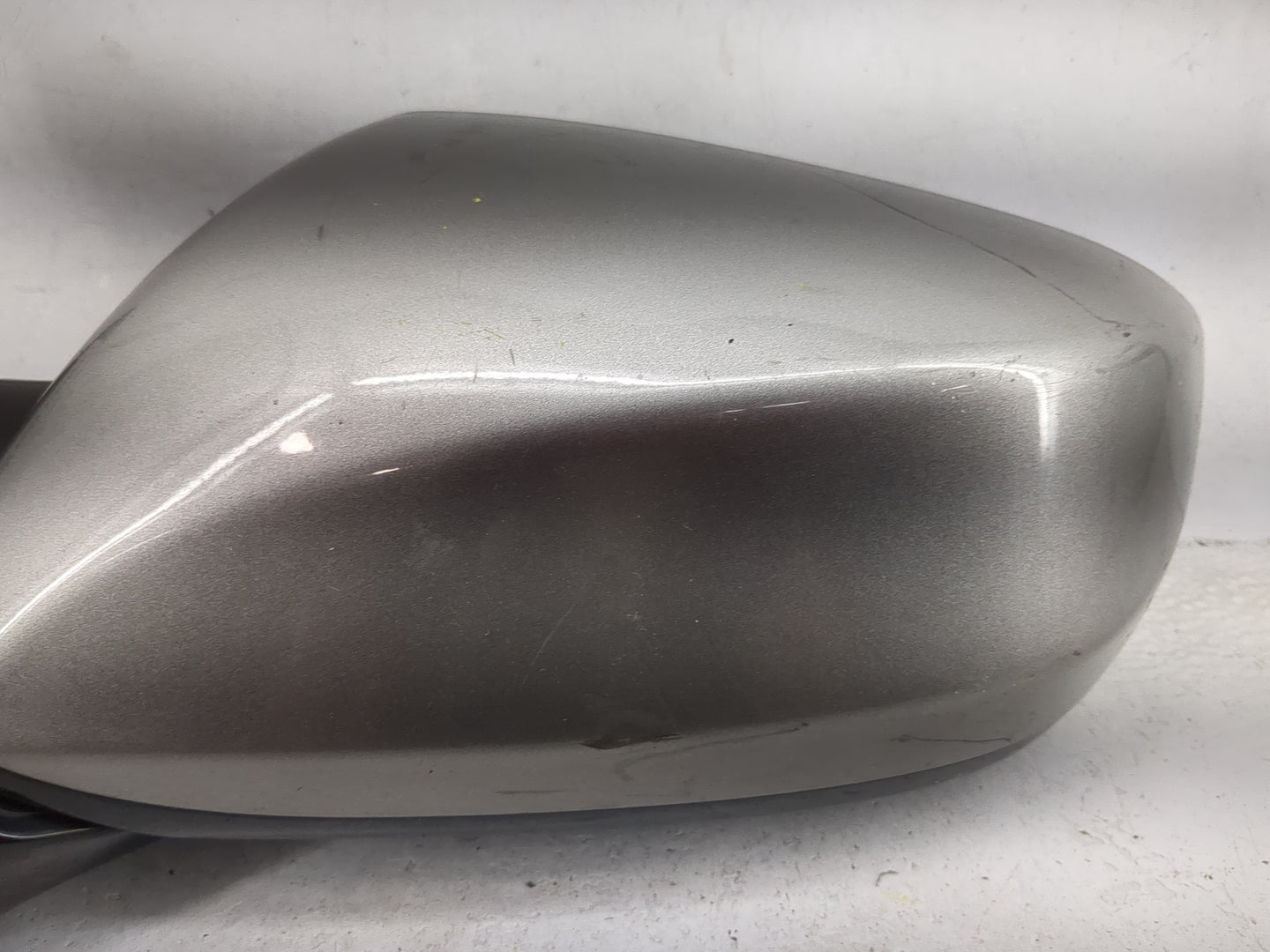 2015-2018 Hyundai Santa Fe Driver Side View Mirror - Left Door Mirror OEM Used - Oemusedautoparts1.com