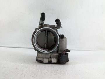 2016 Hyundai Santa Fe Throttle Body P/N:35100-2G700 Fits Fits 2011 2012 2013 2014 2015 OEM Used Auto Parts - Oemusedautopart