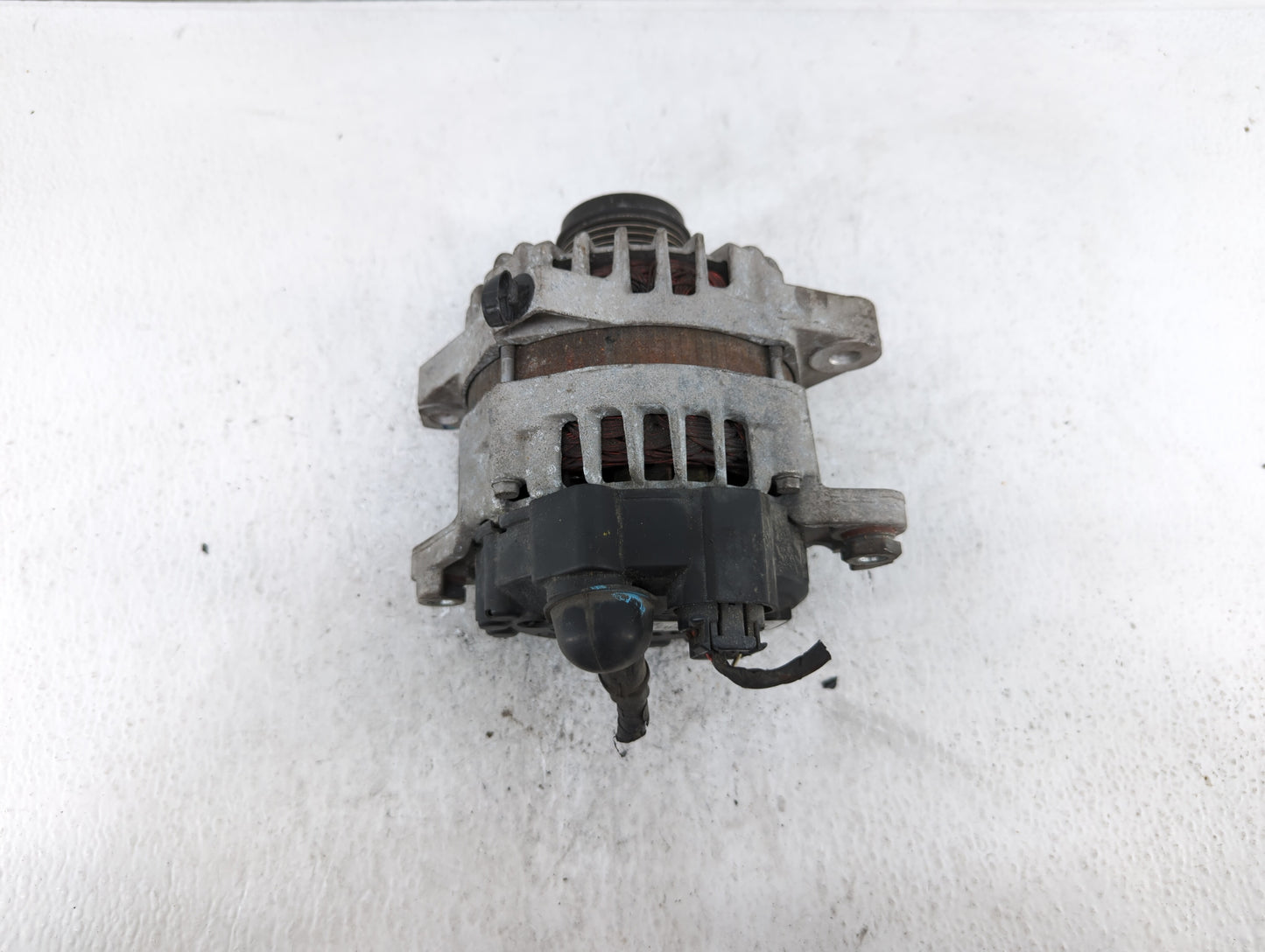 2016 Hyundai Santa Fe Alternator Replacement Generator Charging Assembly Engine OEM P/N:37300-2G800 37300-2G900 Fits OEM Use