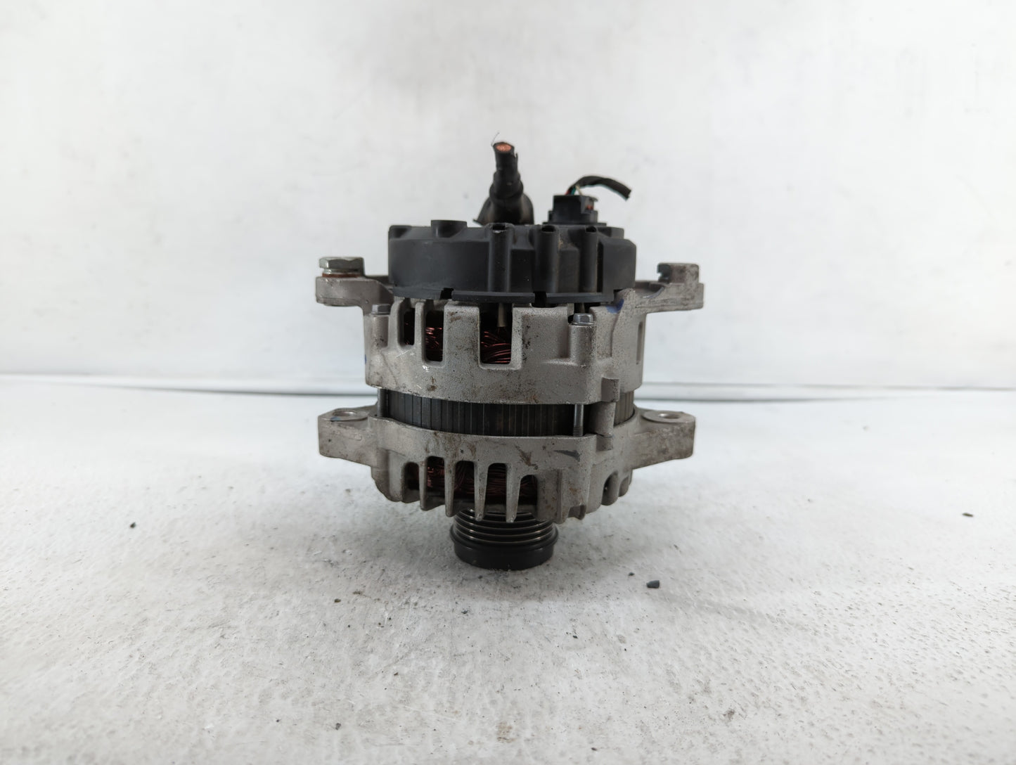 2016 Hyundai Santa Fe Alternator Replacement Generator Charging Assembly Engine OEM P/N:37300-2G800 37300-2G900 Fits OEM Use