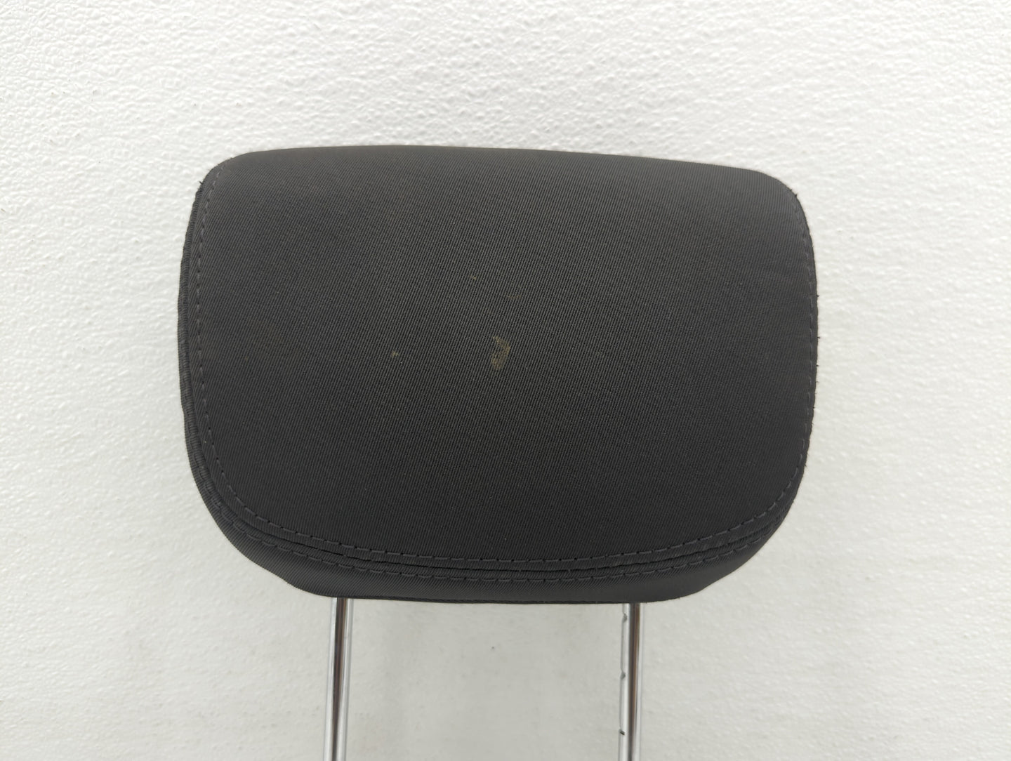 2013-2016 Hyundai Santa Fe Headrest Head Rest Front Driver Passenger Seat Fits Fits 2013 2014 2015 2016 OEM Used Auto Parts 