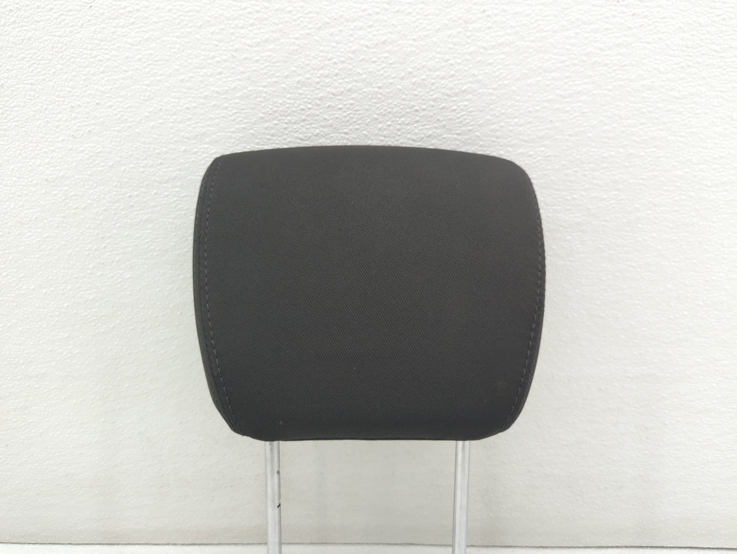2013-2016 Hyundai Santa Fe Headrest Head Rest Front Driver Passenger Seat Fits Fits 2013 2014 2015 2016 OEM Used Auto Parts 