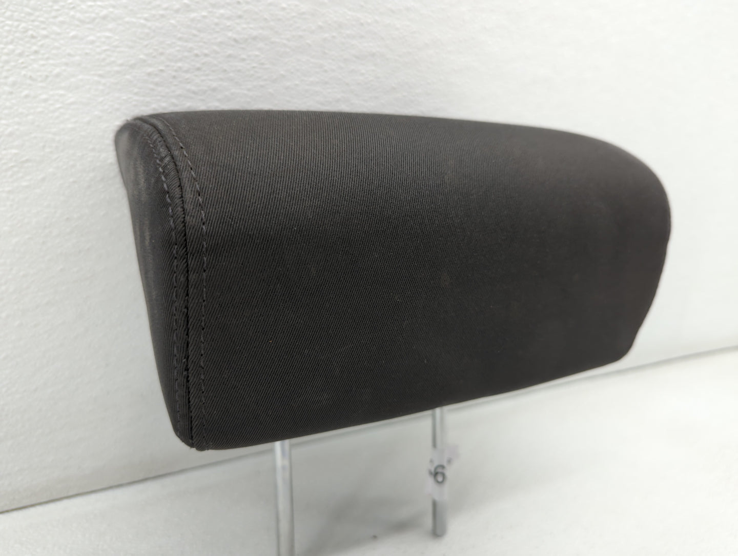2013-2016 Hyundai Santa Fe Headrest Head Rest Front Driver Passenger Seat Fits Fits 2013 2014 2015 2016 OEM Used Auto Parts 