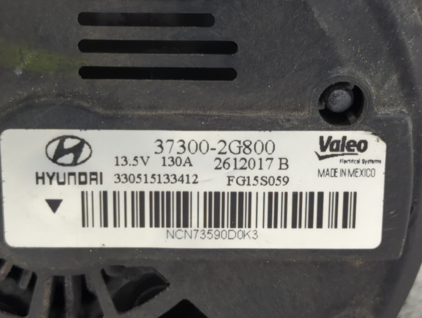 2016 Hyundai Santa Fe Alternator Replacement Generator Charging Assembly Engine OEM P/N:37300-2G800 37300-2G900 Fits OEM Use