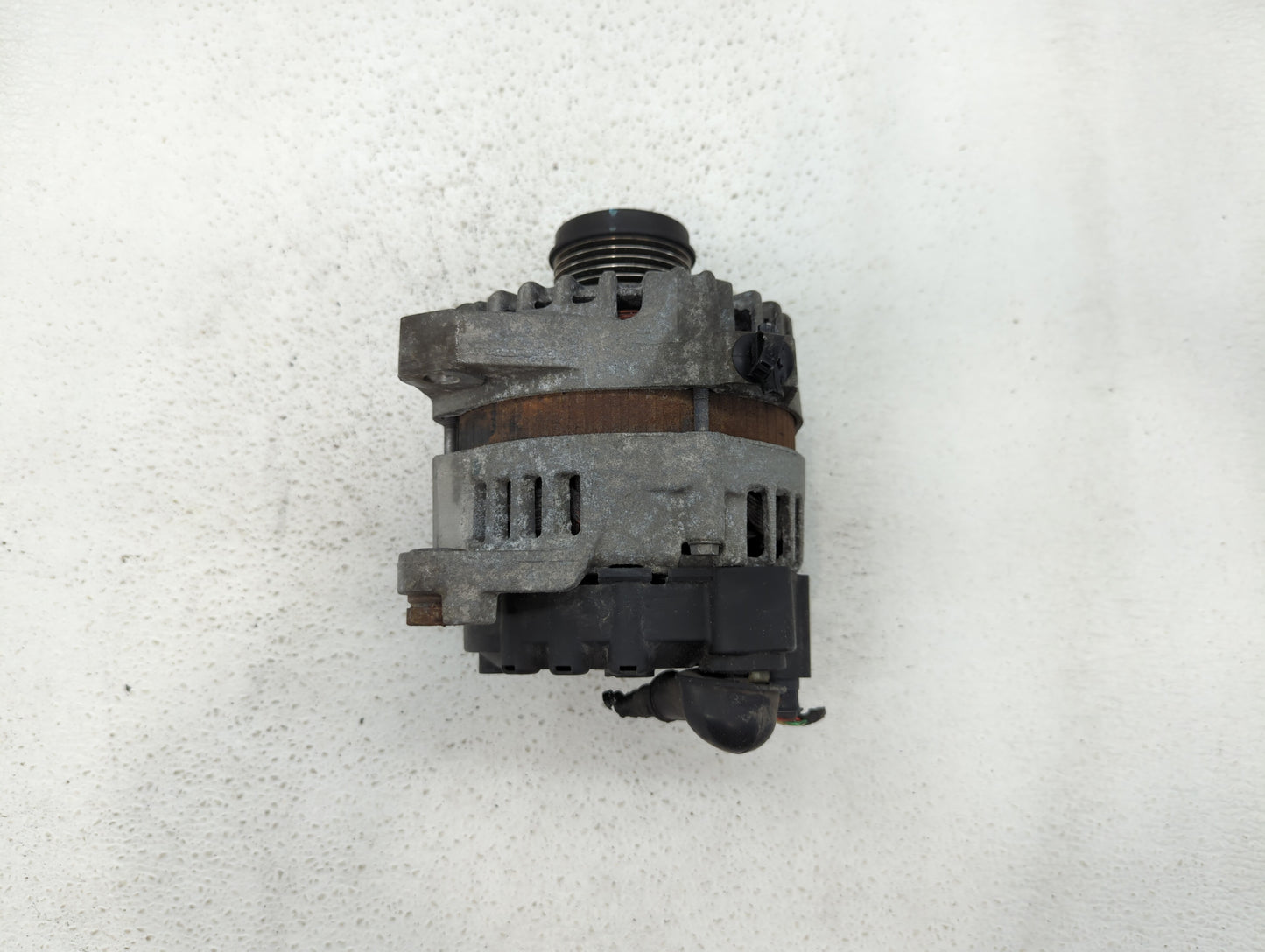 2016 Hyundai Santa Fe Alternator Replacement Generator Charging Assembly Engine OEM P/N:37300-2G800 37300-2G900 Fits OEM Use