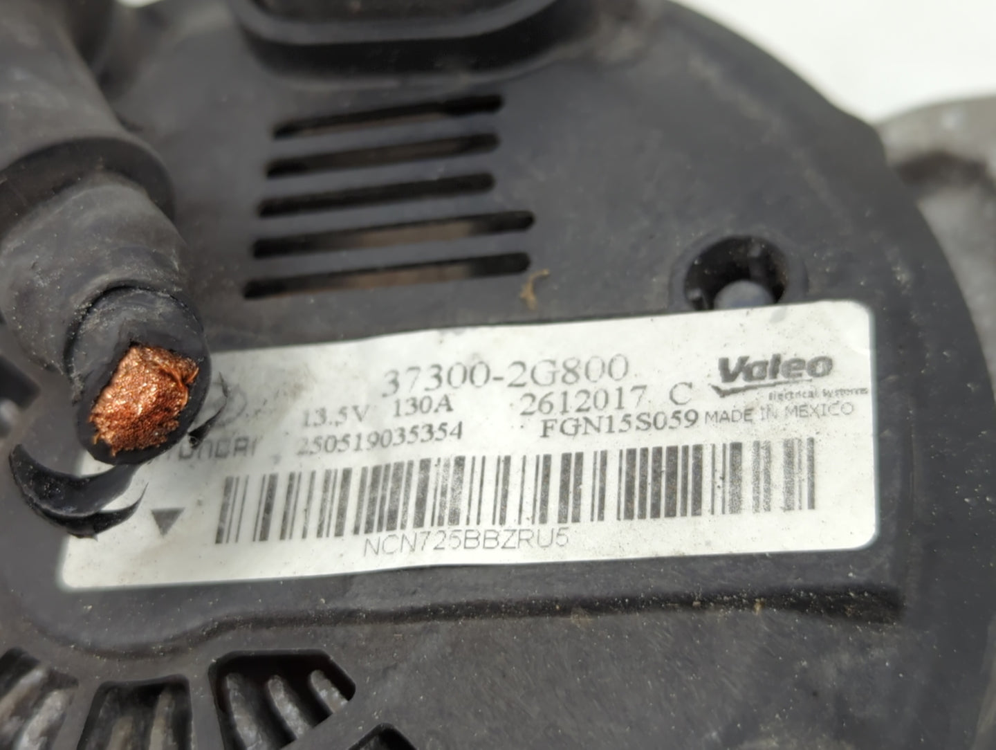 2016 Hyundai Santa Fe Alternator Replacement Generator Charging Assembly Engine OEM P/N:37300-2G800 37300-2G900 Fits OEM Use