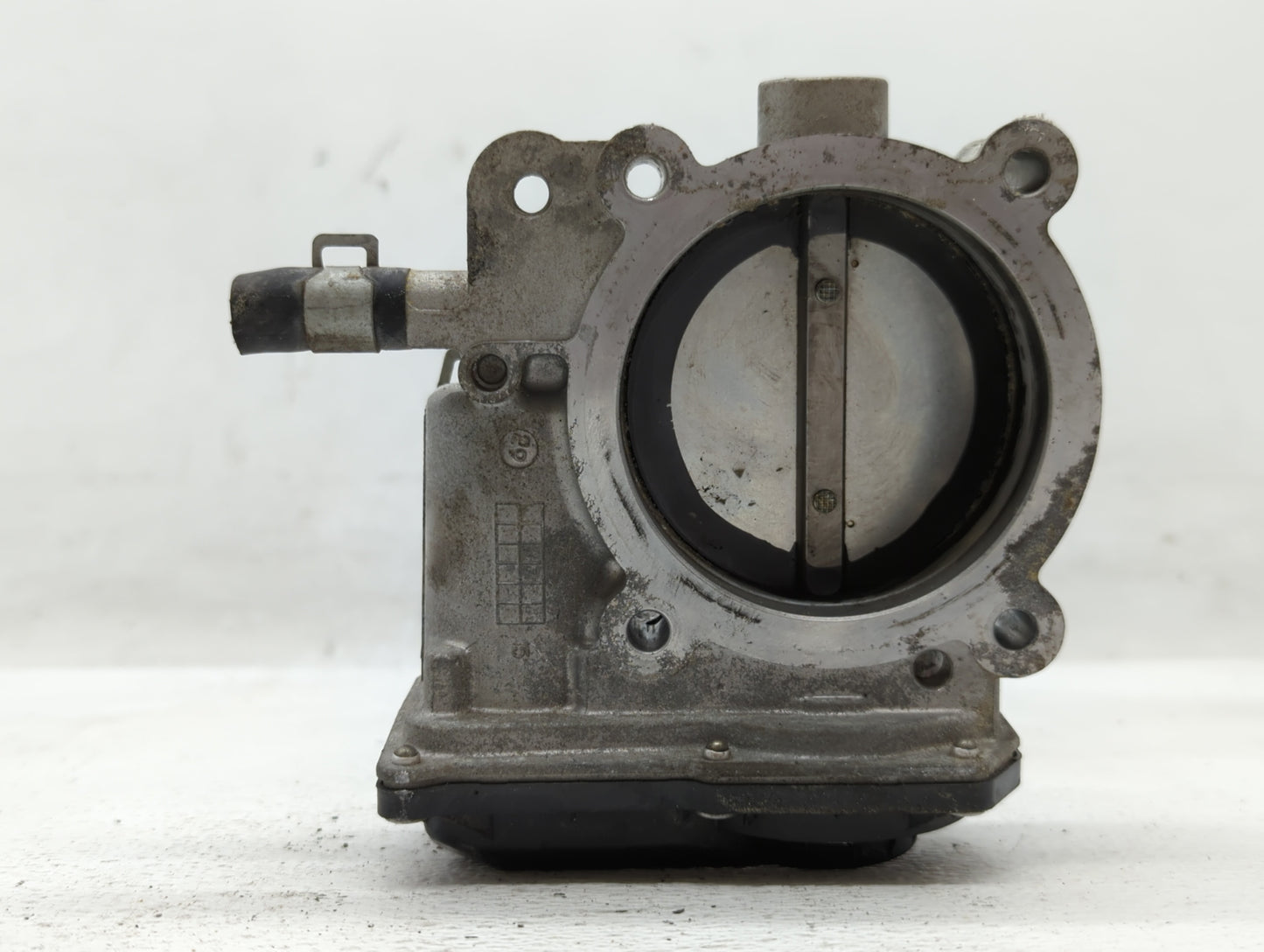 2013-2018 Hyundai Santa Fe Throttle Body P/N:35100-3CAA0 Fits Fits 2012 2013 2014 2015 2016 2017 2018 OEM Used Auto Parts - 