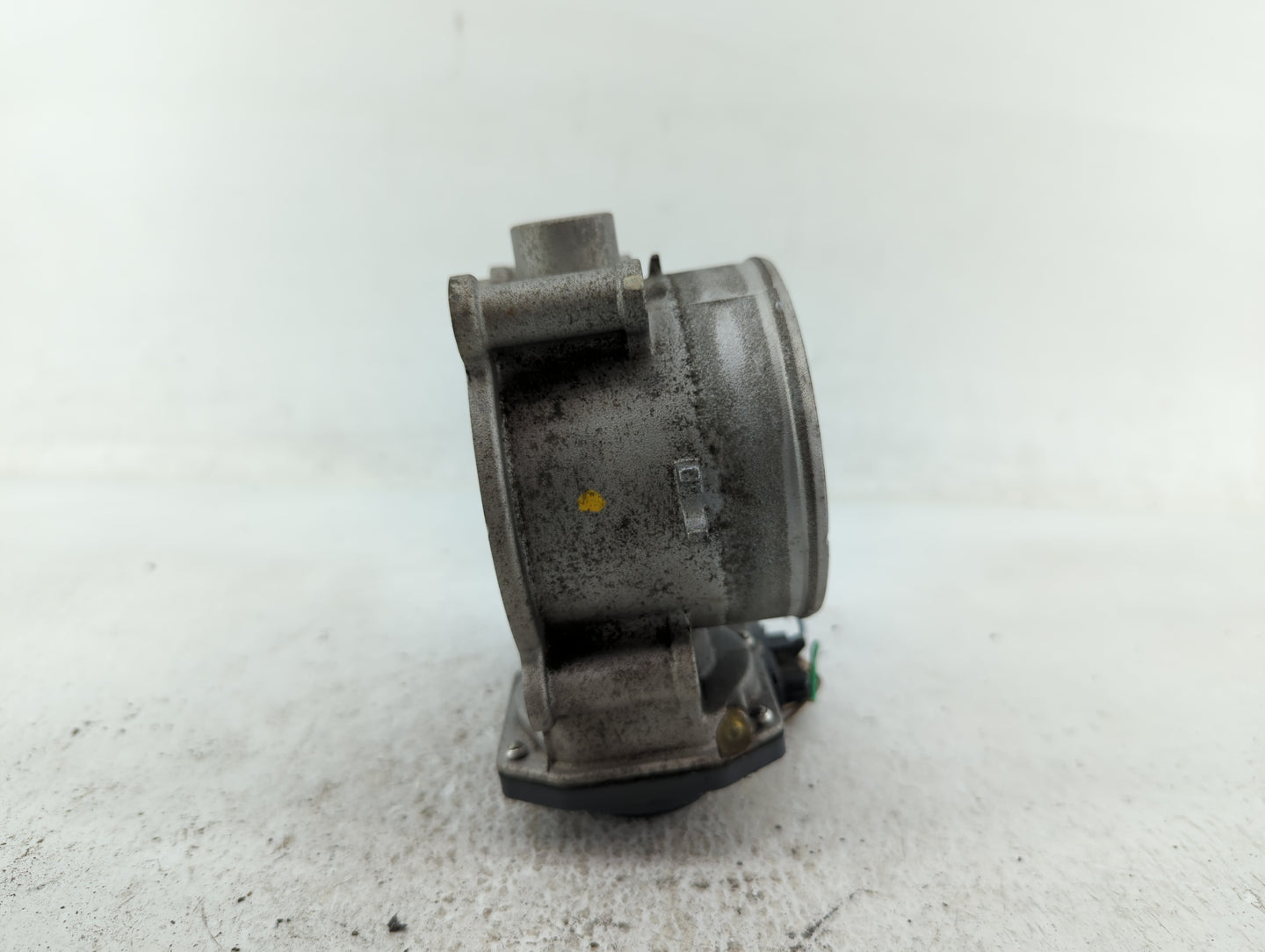 2013-2018 Hyundai Santa Fe Throttle Body P/N:35100-3CAA0 Fits Fits 2012 2013 2014 2015 2016 2017 2018 OEM Used Auto Parts - 