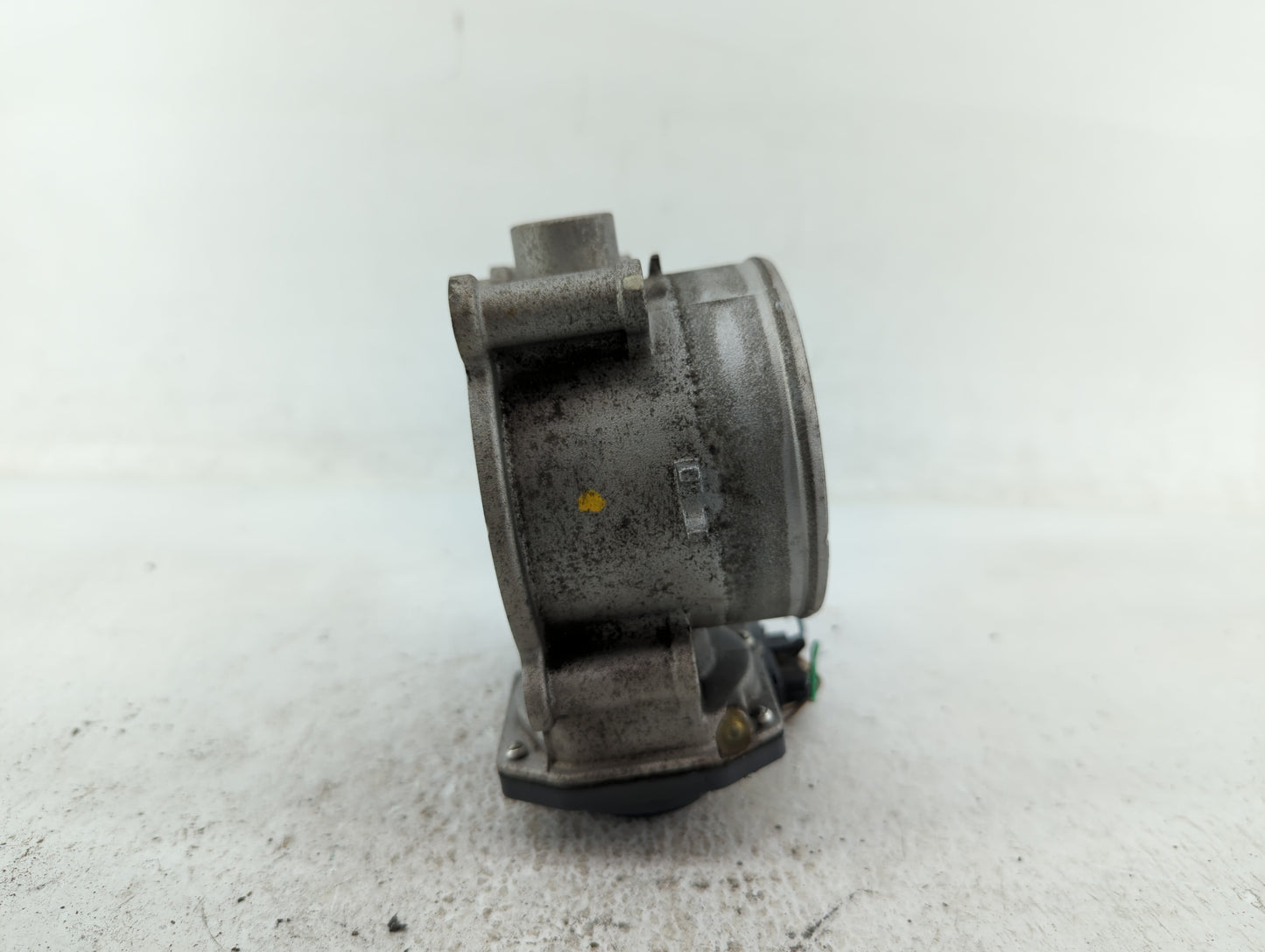 2013-2018 Hyundai Santa Fe Throttle Body P/N:35100-3CAA0 Fits Fits 2012 2013 2014 2015 2016 2017 2018 OEM Used Auto Parts - 