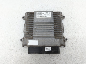 compare product 2016 Hyundai Santa Fe PCM Engine Control Computer ECU ECM PCU OEM P/N:39100-2GAG5 39130-2GAG5, 39100-2GAG0, 39130-2GAG0 Fits OEM Used Auto Parts