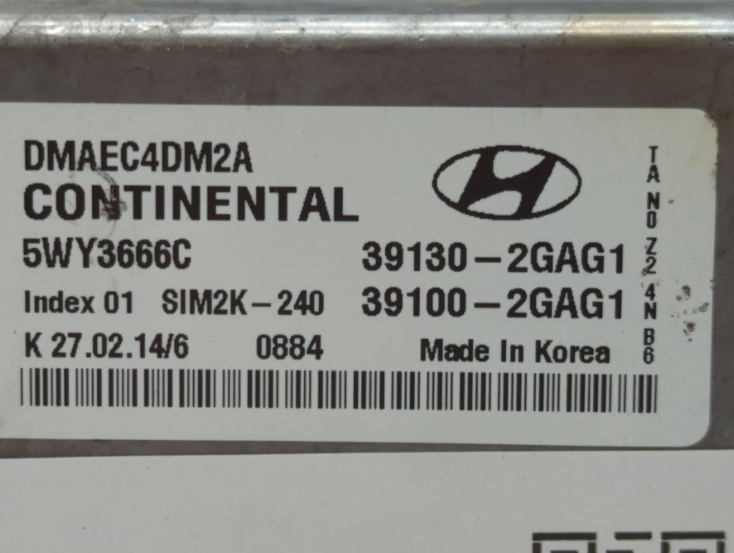 2016 Hyundai Santa Fe PCM Engine Control Computer ECU ECM PCU OEM P/N:39100-2GAG1 39130-2GAG1, 39100-2GAG5, 39130-2GAG5 Fits
