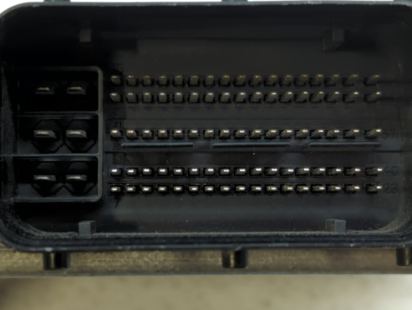 2016 Hyundai Santa Fe PCM Engine Control Computer ECU ECM PCU OEM P/N:39100-2GAG1 39130-2GAG1, 39100-2GAG5, 39130-2GAG5 Fits
