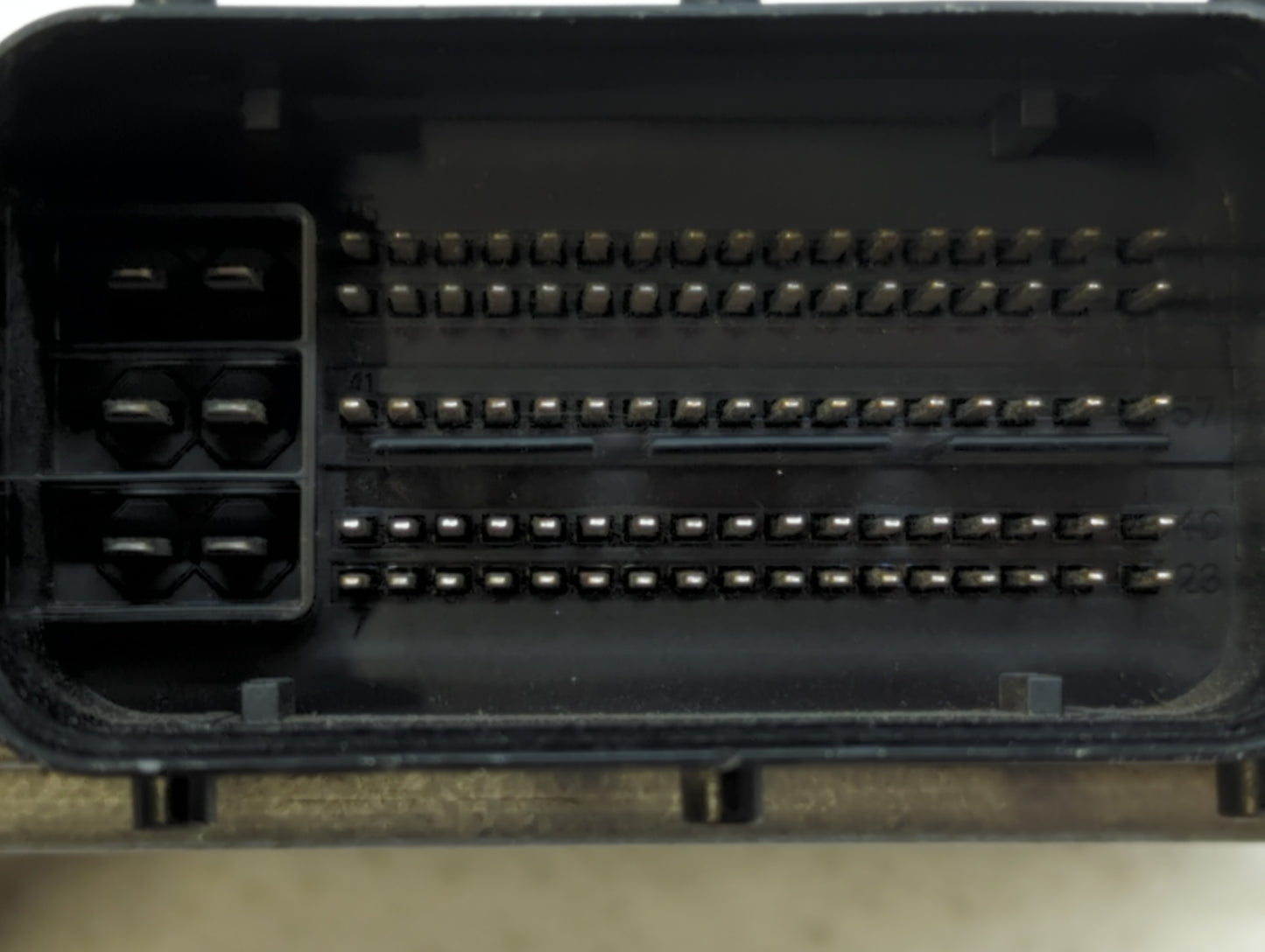 2016 Hyundai Santa Fe PCM Engine Control Computer ECU ECM PCU OEM P/N:39100-2GAG1 39130-2GAG1, 39100-2GAG5, 39130-2GAG5 Fits