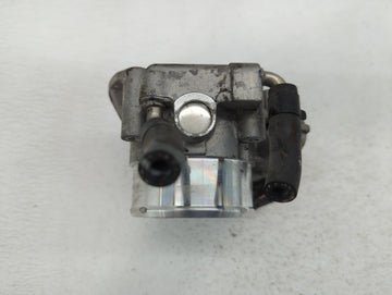 2016 Hyundai Santa Fe Throttle Body P/N:35100-2G700 Fits Fits 2011 2012 2013 2014 2015 OEM Used Auto Parts