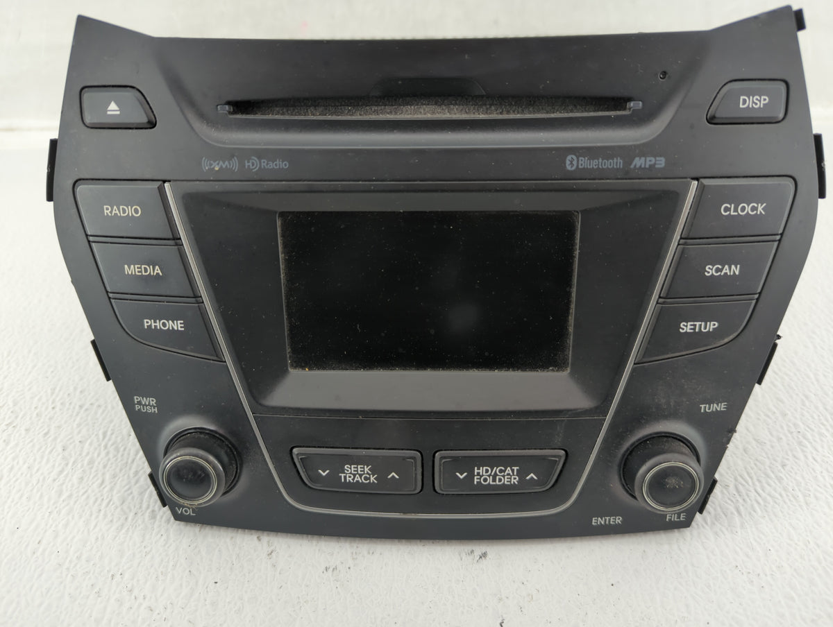 2013-2016 Hyundai Santa Fe Am Fm Cd Player Radio Receiver 515883 - Oemusedautoparts1.com