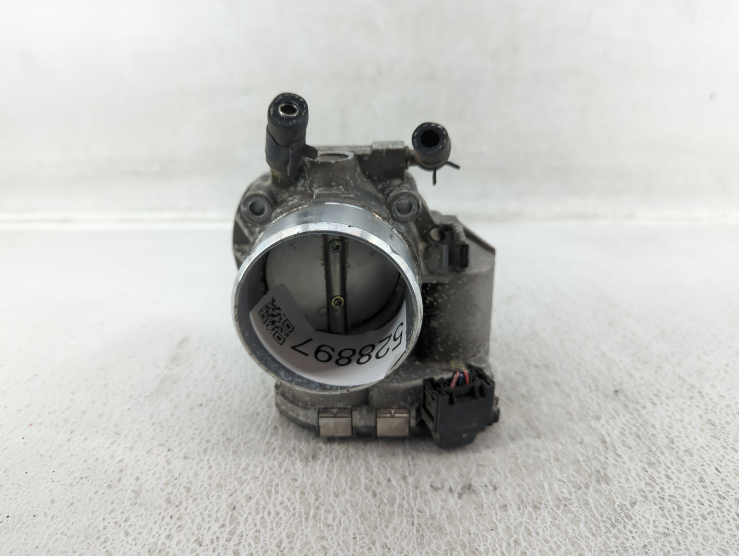 2016 Hyundai Santa Fe Throttle Body P/N:35100-2G700 Fits Fits 2011 2012 2013 2014 2015 OEM Used Auto Parts - Oemusedautopart