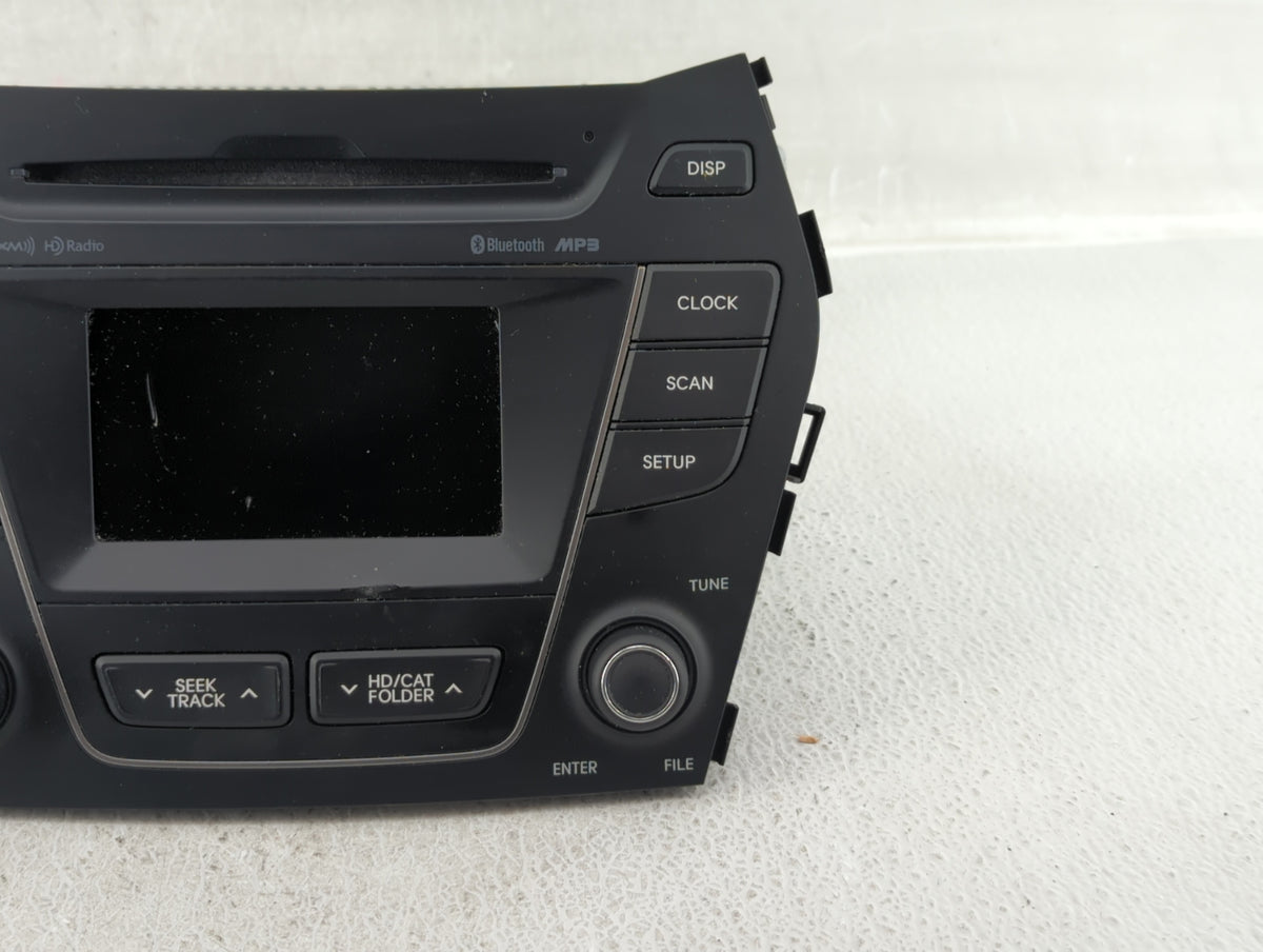 2013-2016 Hyundai Santa Fe Am Fm Cd Player Radio Receiver 530846 - Oemusedautoparts1.com