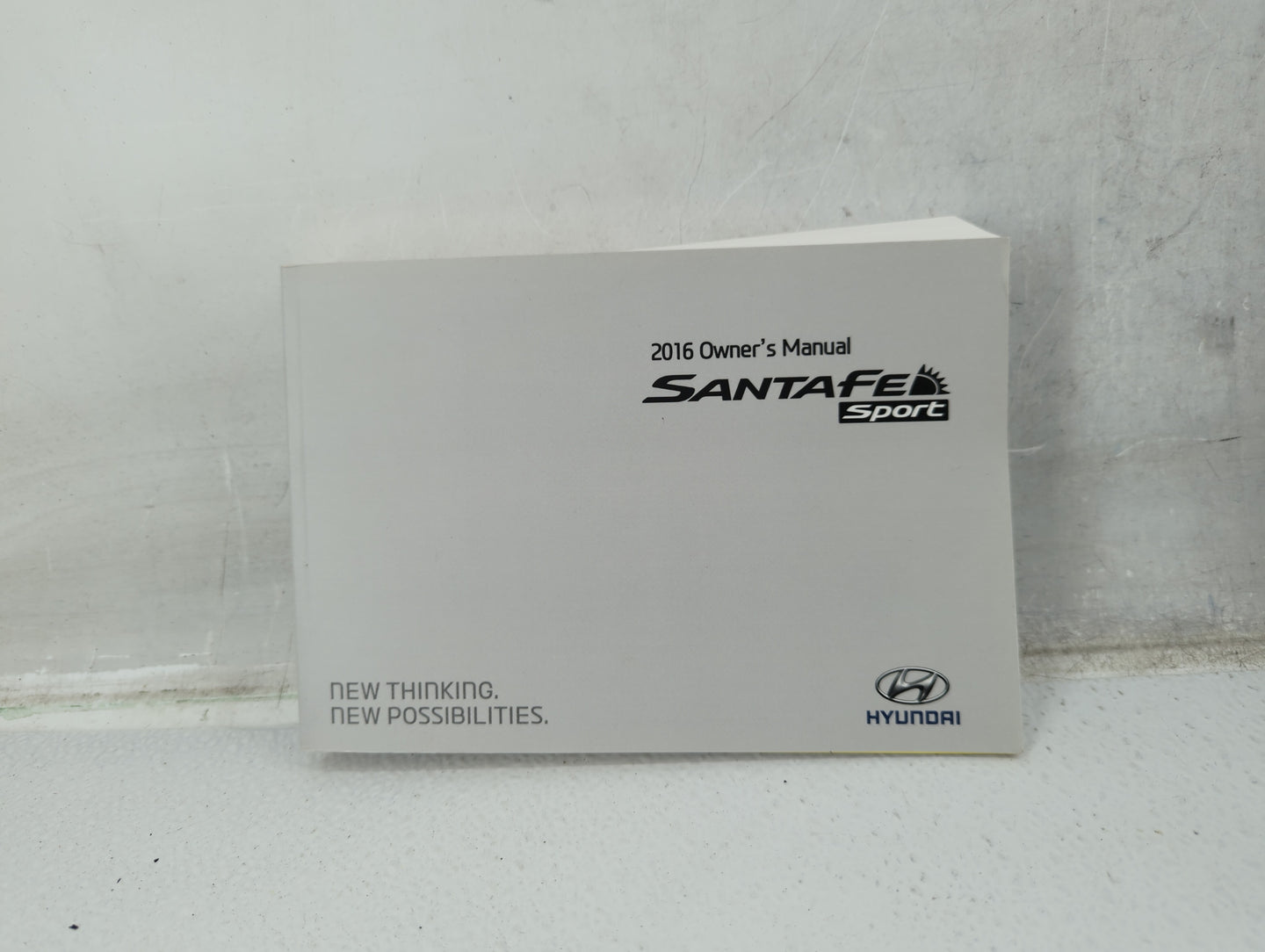 2016 Hyundai Santa Fe Owners Manual Book Guide P/N:G2W0-EU50D OEM Used Auto Parts - Oemusedautoparts1.com