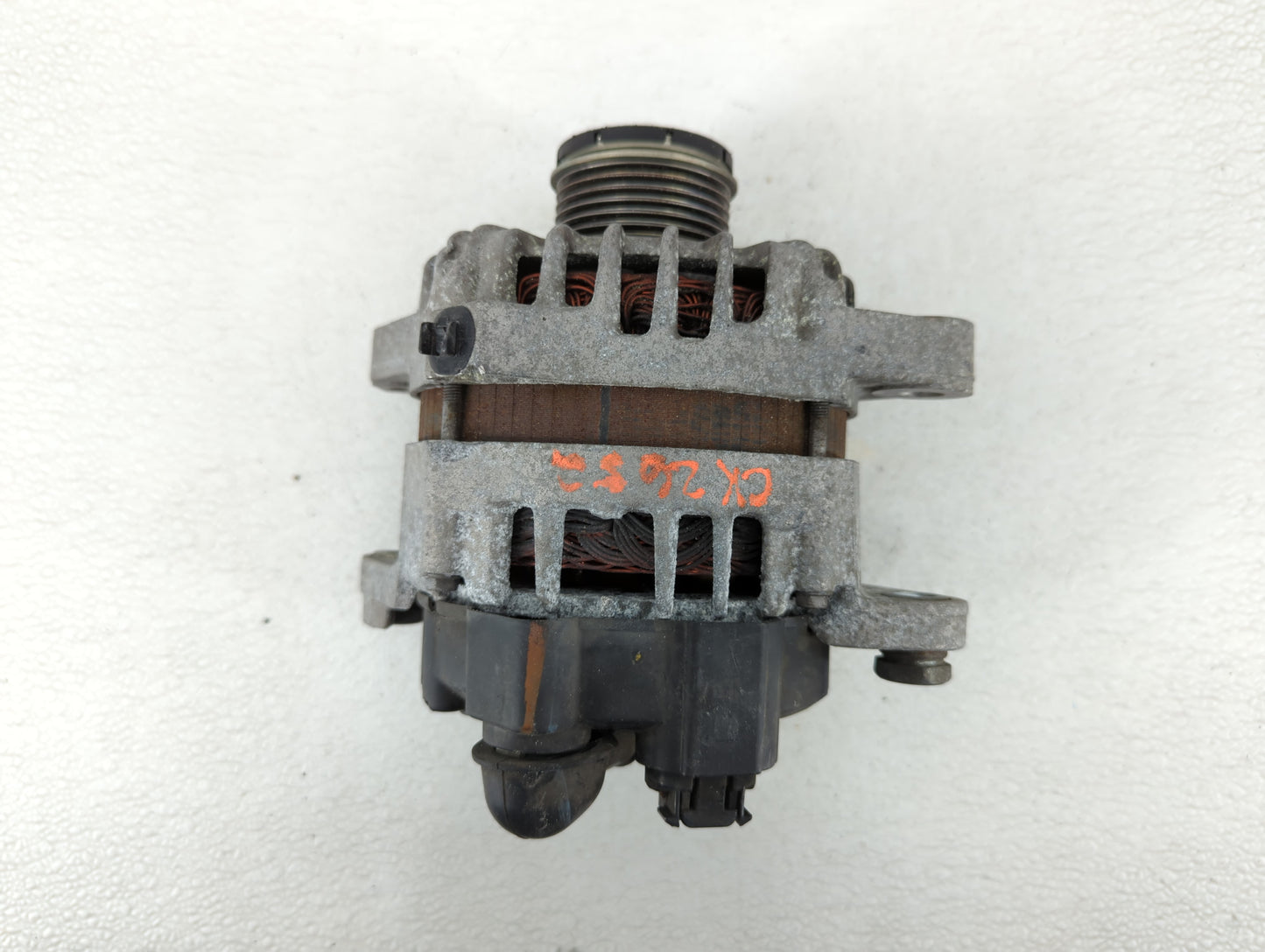 2016 Hyundai Santa Fe Alternator Replacement Generator Charging Assembly Engine OEM P/N:37300 2G850 Fits Fits 2014 2015 OEM 