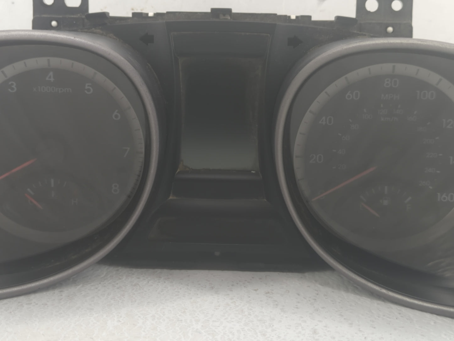 2015-2016 Hyundai Santa Fe Instrument Cluster Speedometer Gauges P/N:11002-987110H 94001-B8240 Fits Fits 2015 2016 OEM Used 