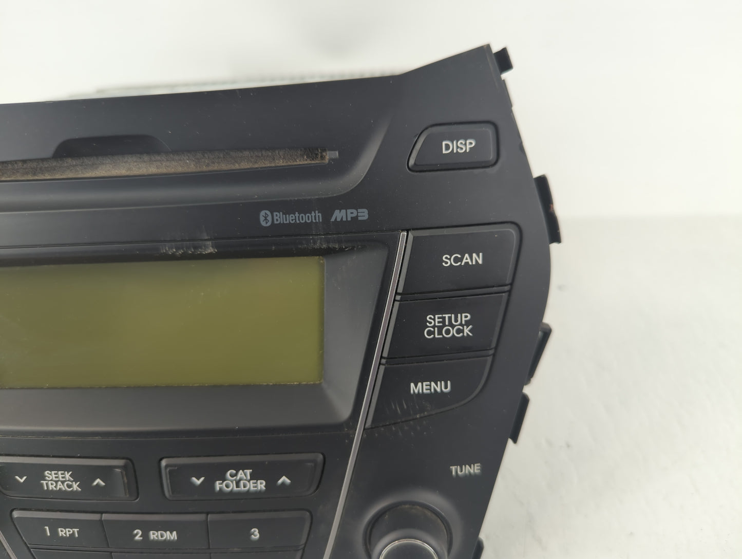2015-2016 Hyundai Santa Fe Am Fm Cd Player Radio Receiver - Oemusedautoparts1.com