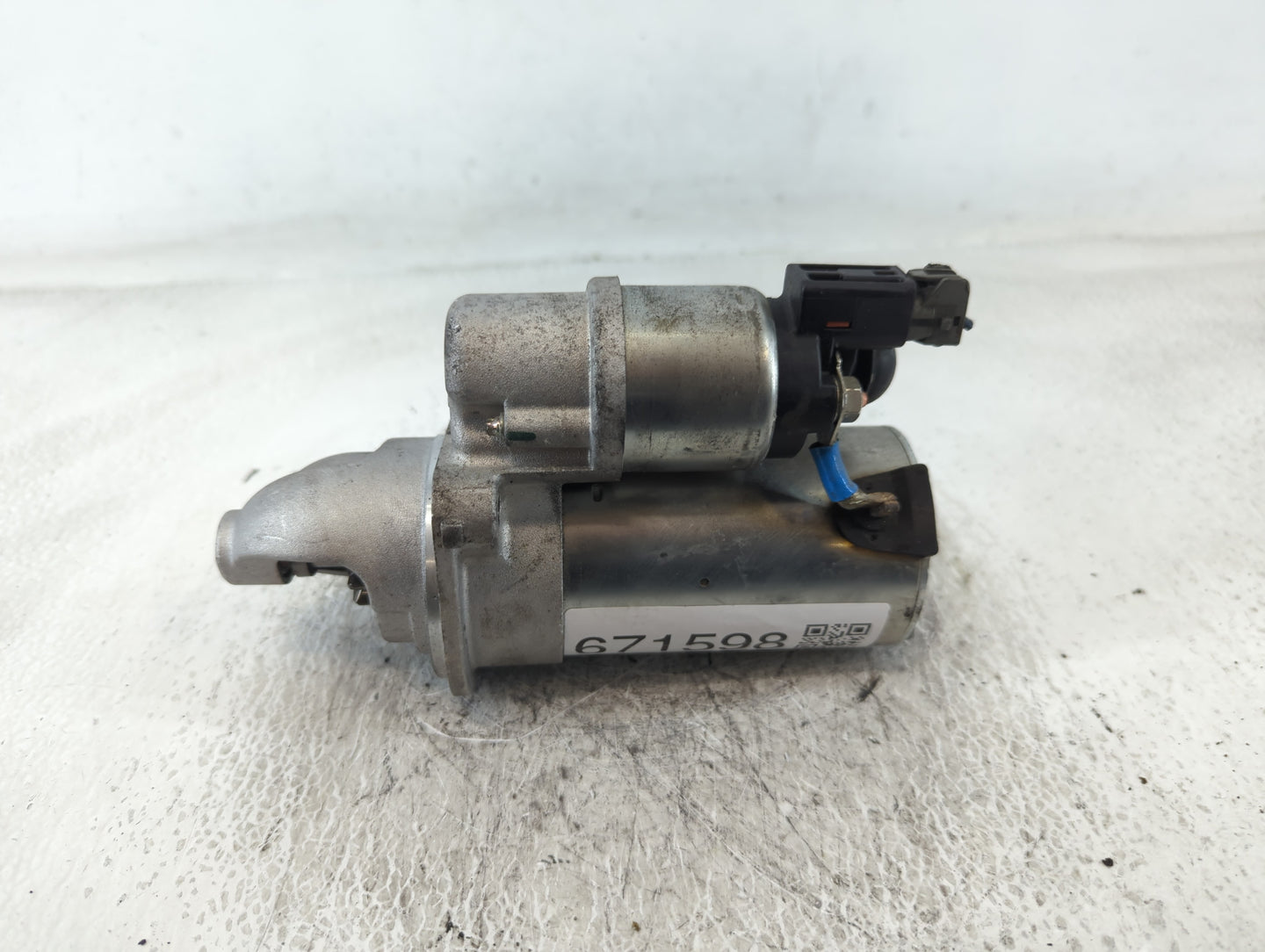 2014-2016 Hyundai Santa Fe Car Starter Motor Solenoid OEM P/N:36100-2G400 Fits Fits 2014 2015 2016 OEM Used Auto Parts - Oem
