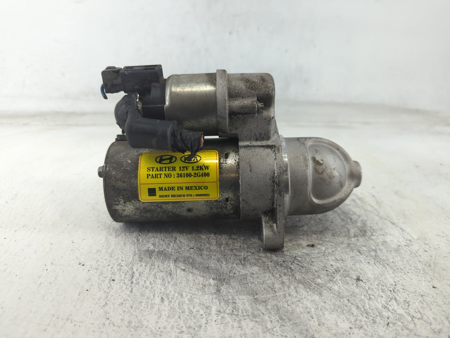 2014-2016 Hyundai Santa Fe Car Starter Motor Solenoid OEM P/N:36100-2G400 Fits Fits 2014 2015 2016 OEM Used Auto Parts - Oem