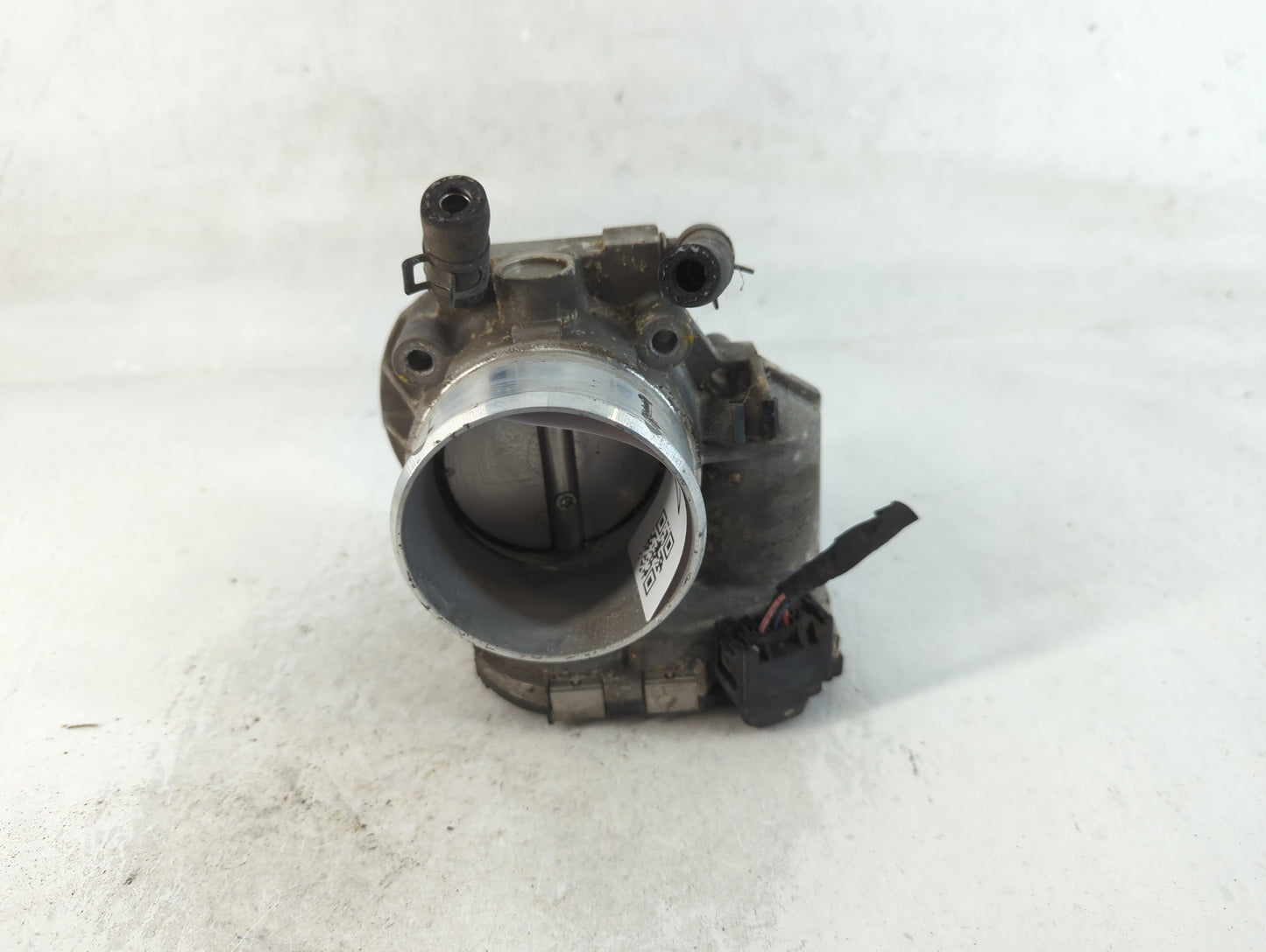 2016 Hyundai Santa Fe Throttle Body P/N:35100-2G700 Fits Fits 2011 2012 2013 2014 2015 OEM Used Auto Parts - Oemusedautopart