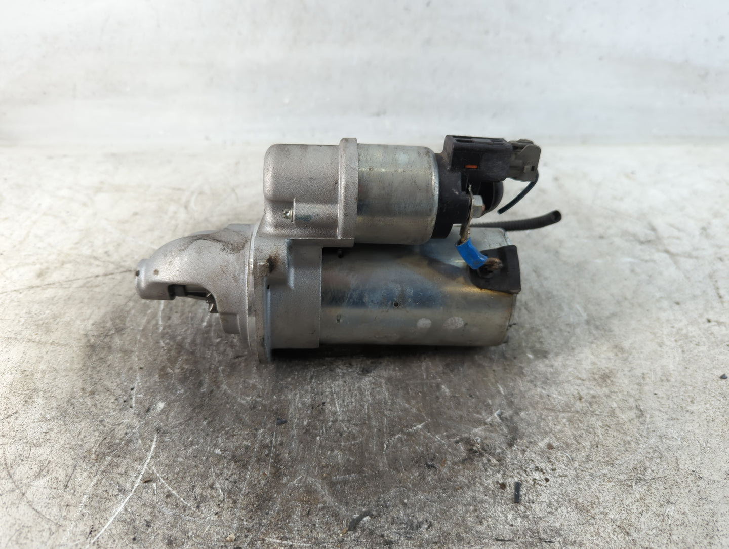 2014-2016 Hyundai Santa Fe Car Starter Motor Solenoid OEM P/N:36100-2G40 Fits Fits 2014 2015 2016 OEM Used Auto Parts - Oemu