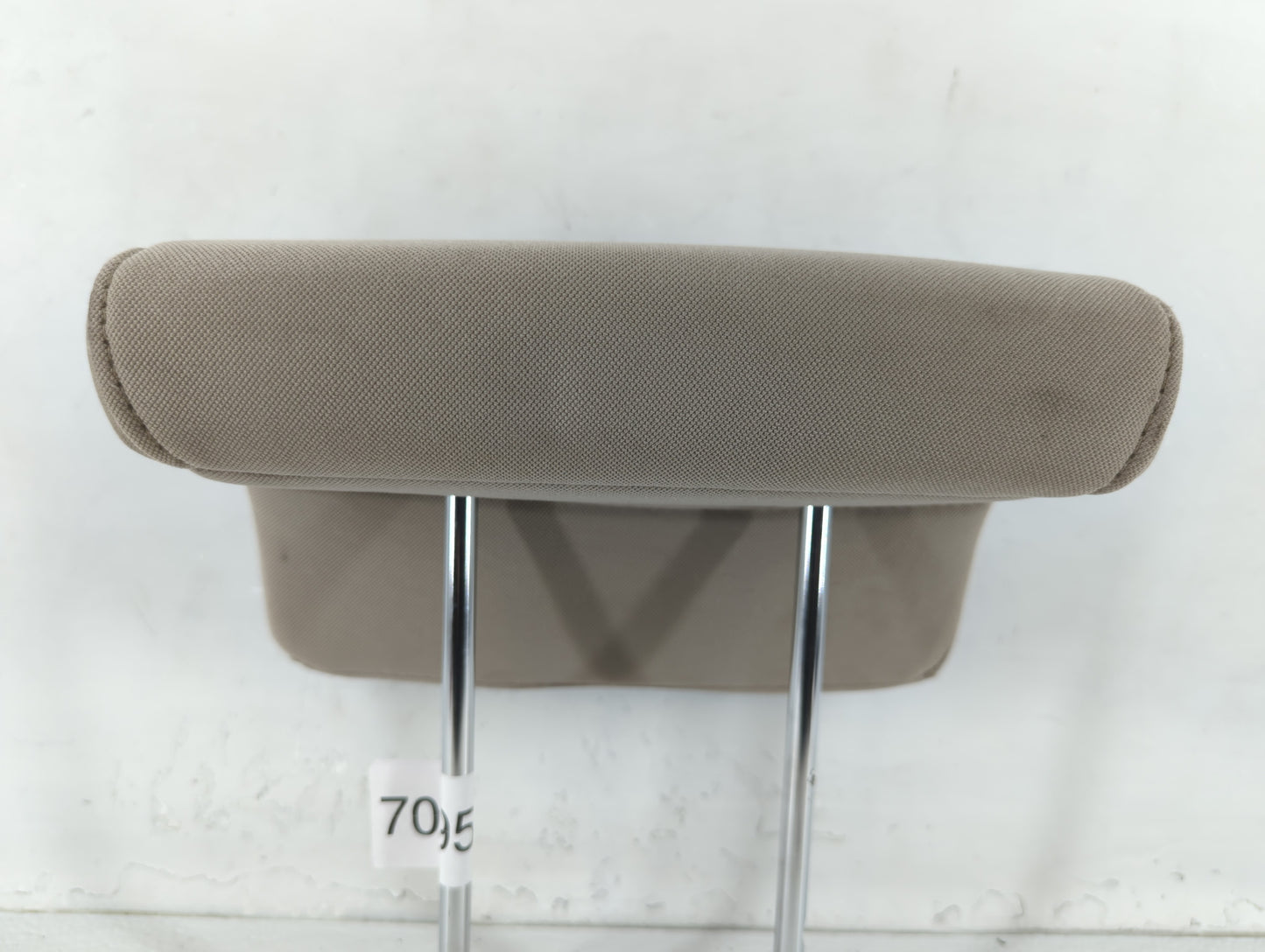 2016 Hyundai Santa Fe Sport Headrest Head Rest Front Driver Passenger Seat Fits Fits 2013 2014 2015 OEM Used Auto Parts - Oe