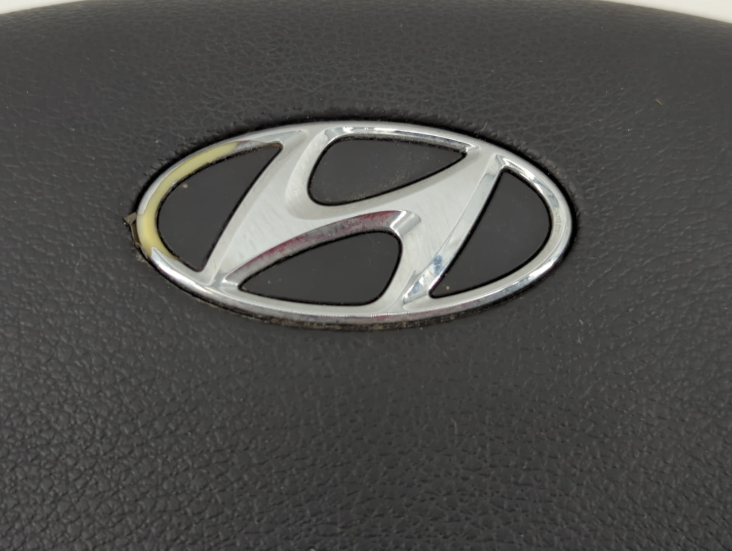 2015-2017 Hyundai Sonata Air Bag Driver Left Steering Wheel Mounted P/N:1021717 Fits Fits 2015 2016 2017 OEM Used Auto Parts